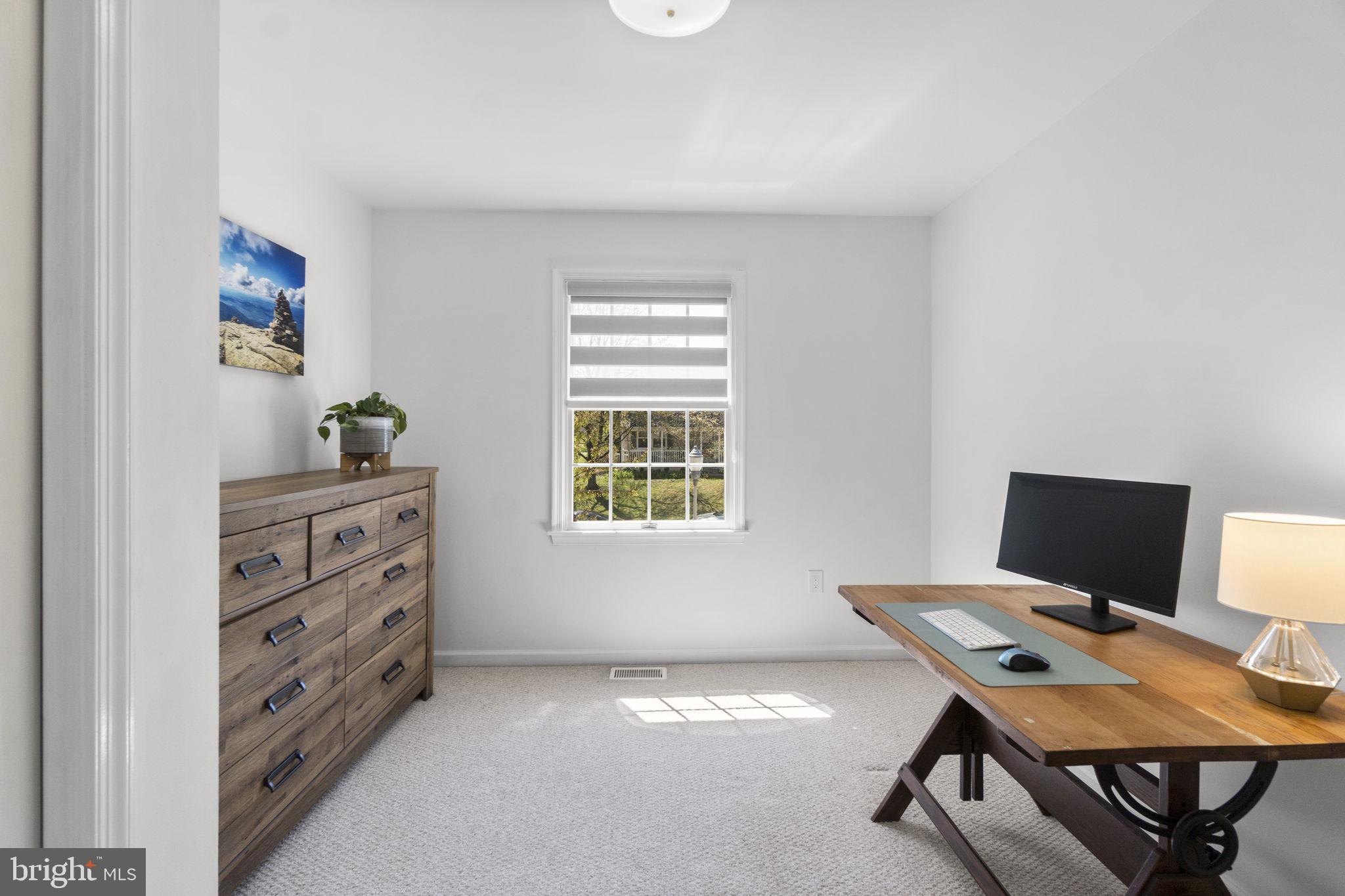 WEST LINDEN HILLS - Residential