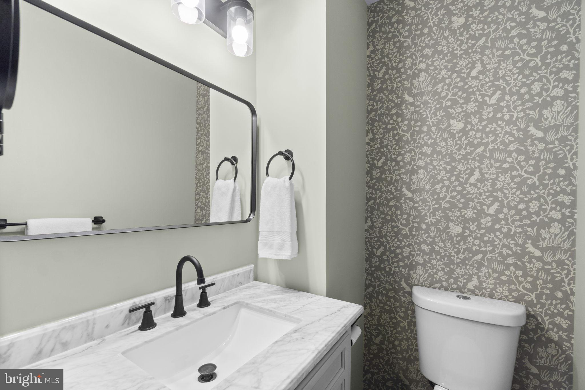 WEST LINDEN HILLS - Residential