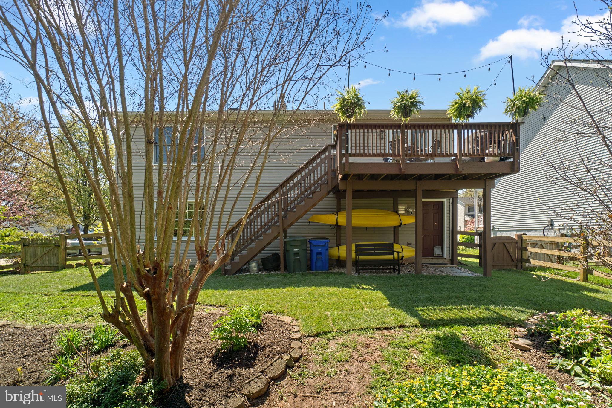 WEST LINDEN HILLS - Residential