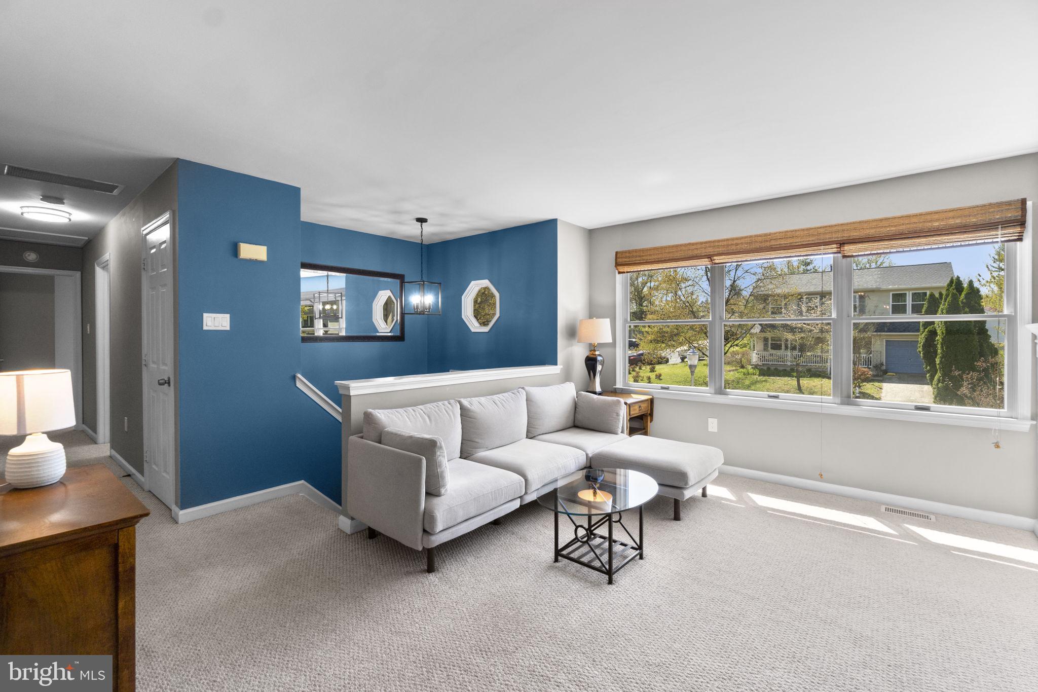 WEST LINDEN HILLS - Residential