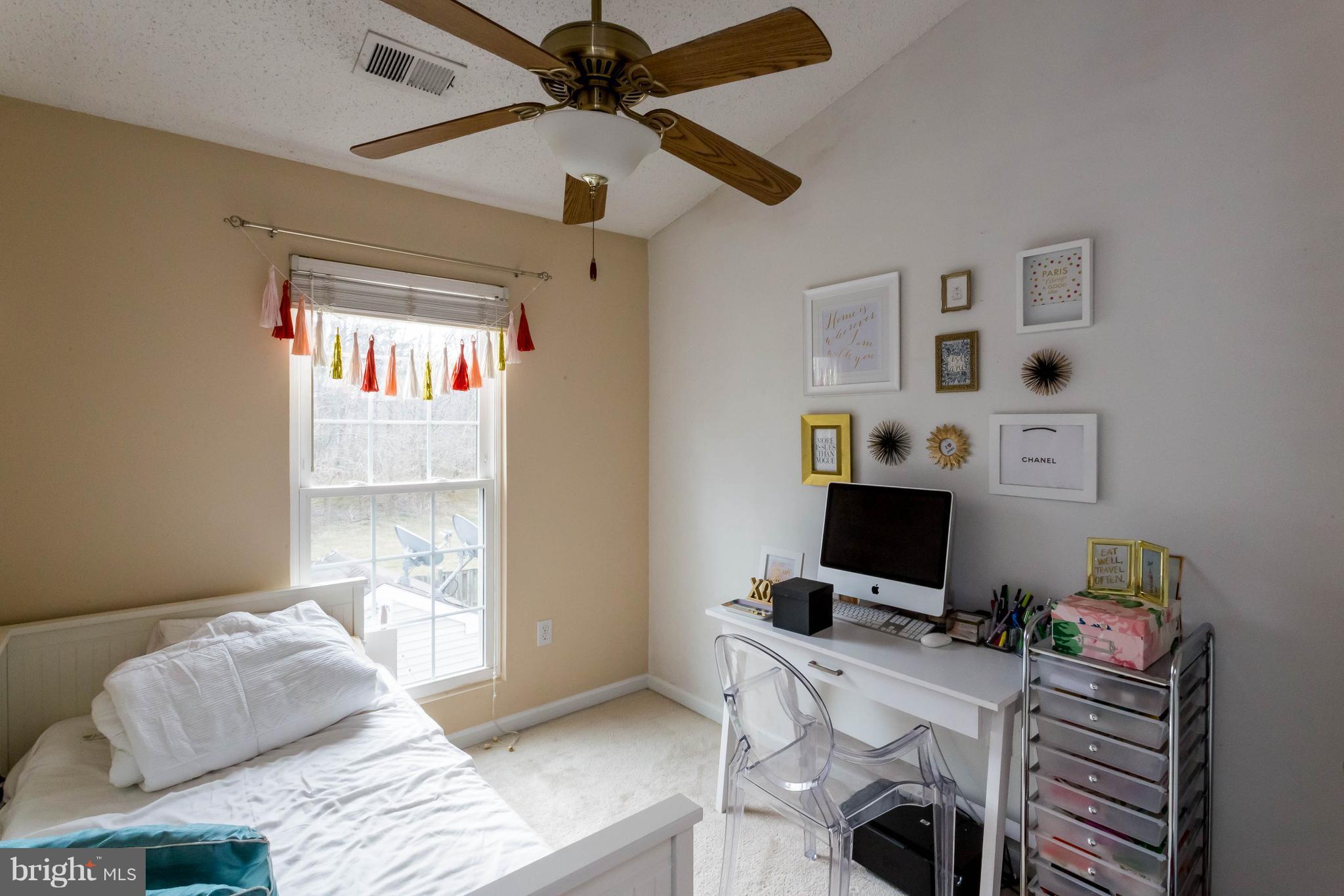 WOODSTONE - Residential