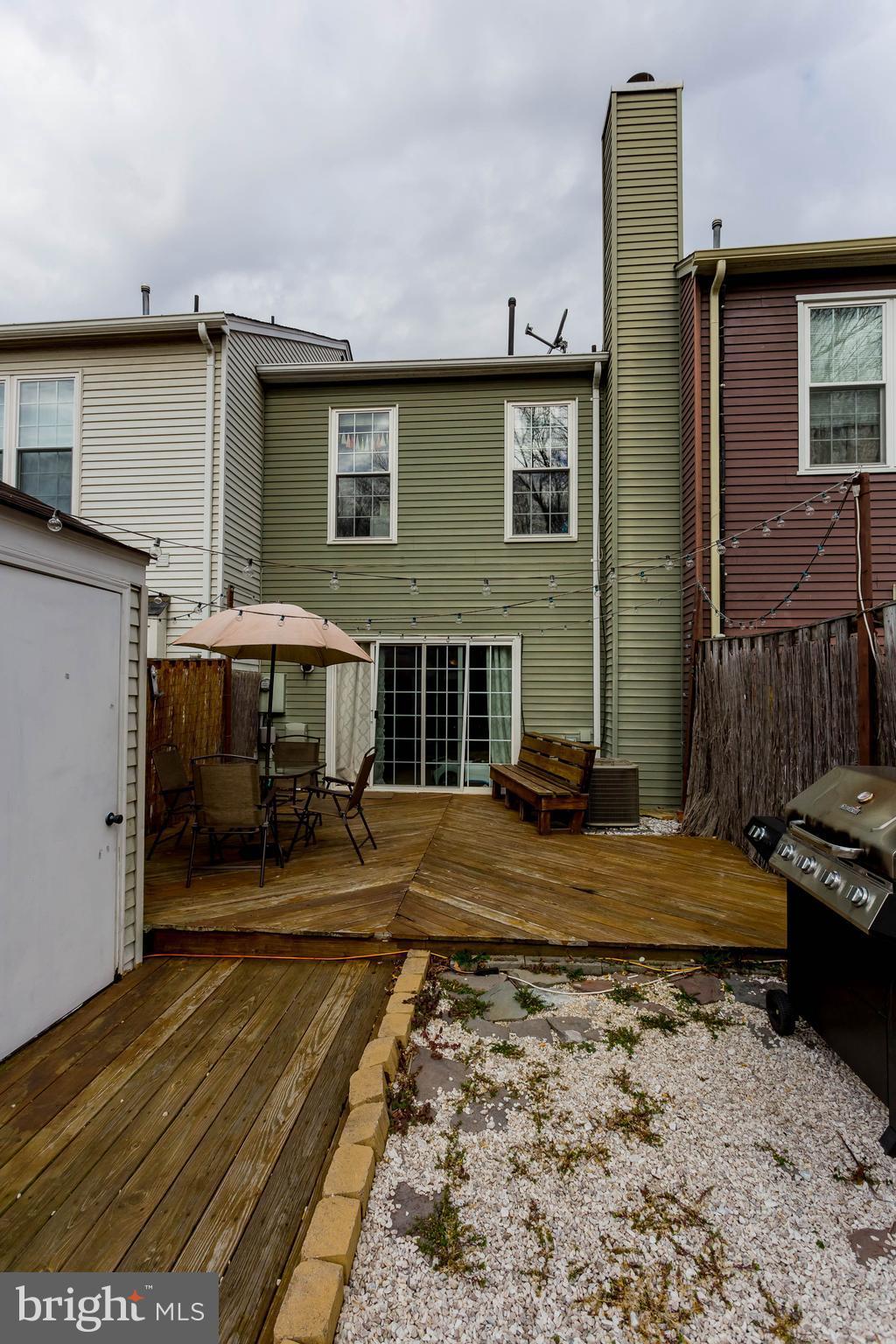 WOODSTONE - Residential