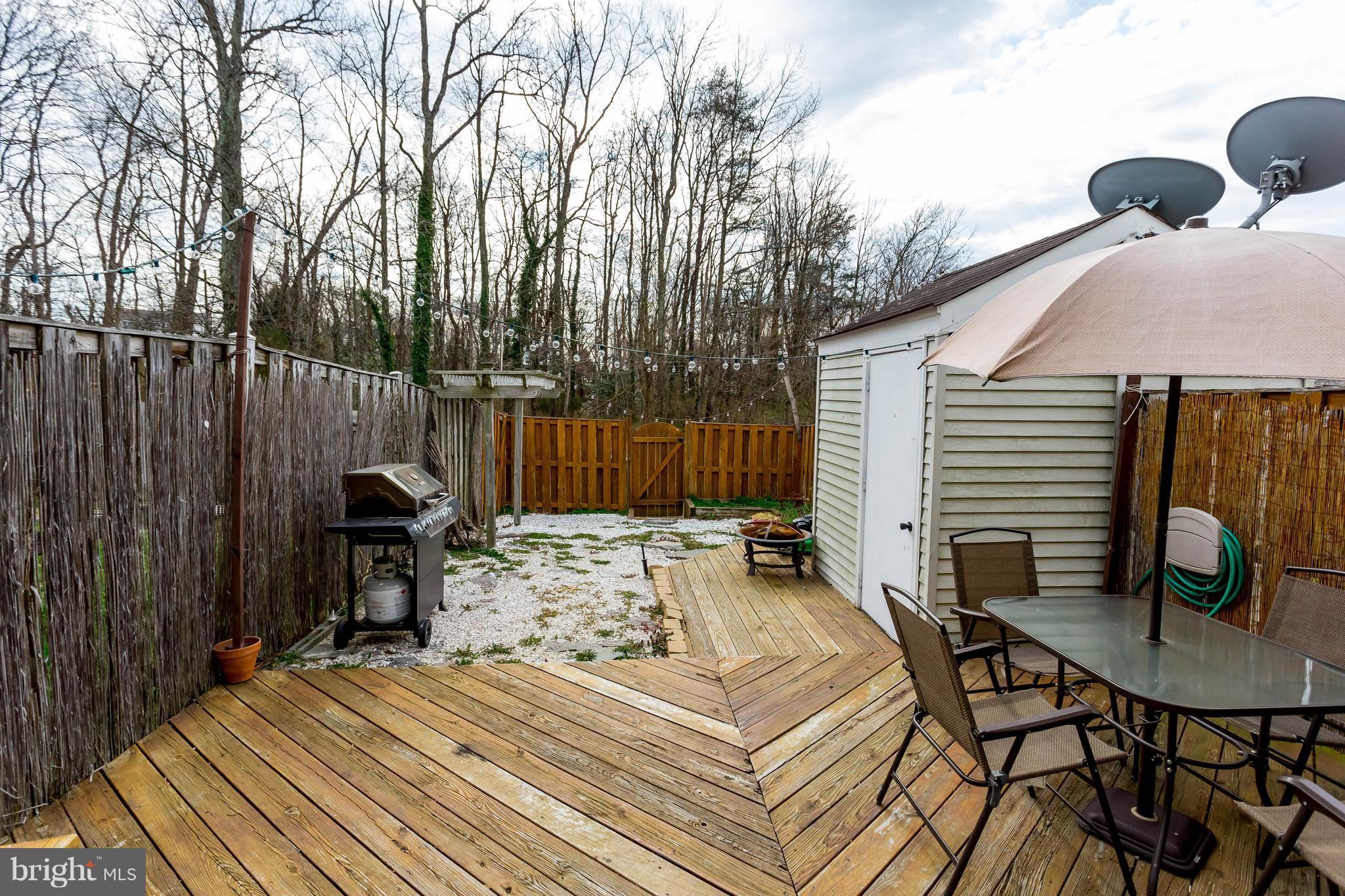 WOODSTONE - Residential