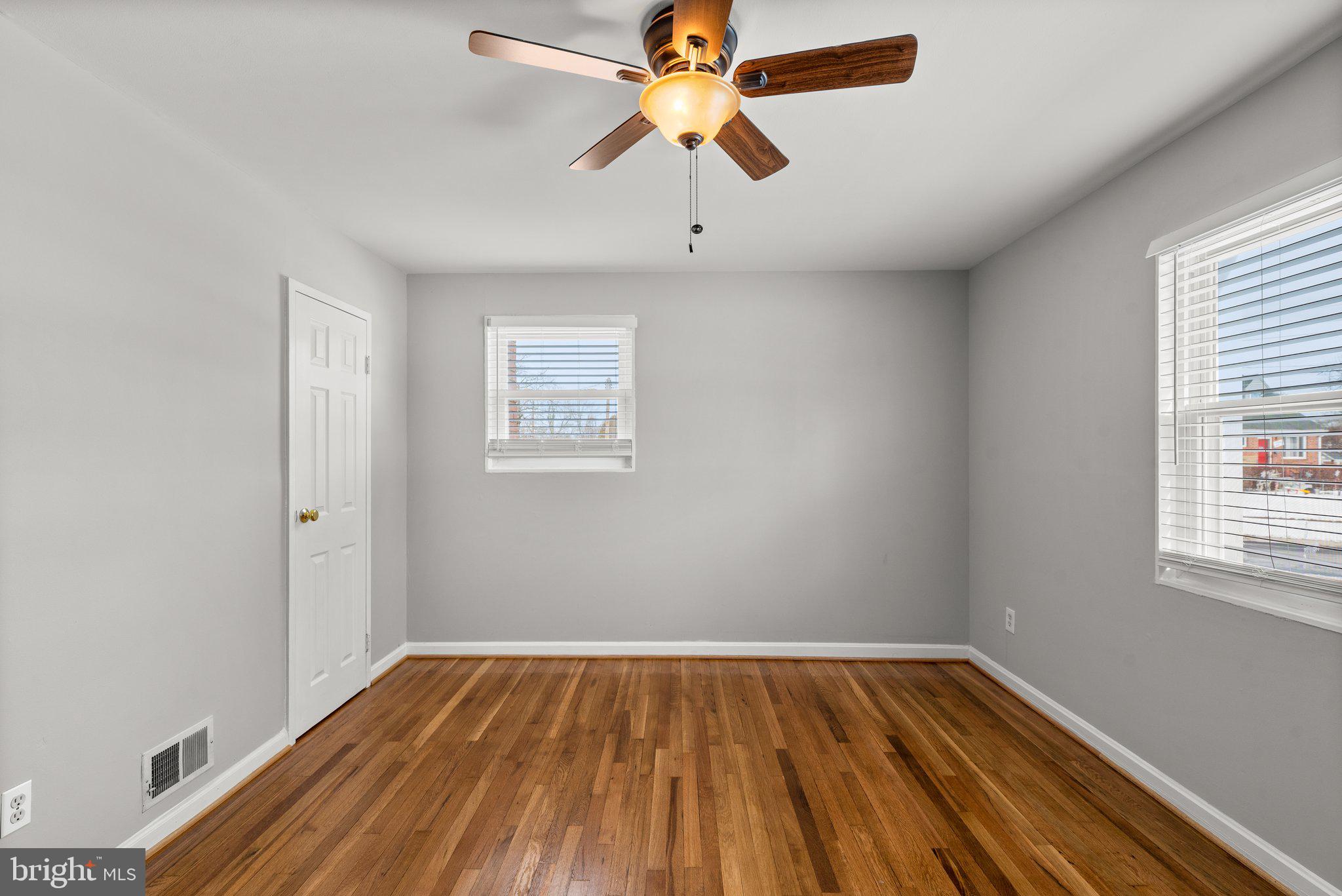 WHEATON WOODS - Residential