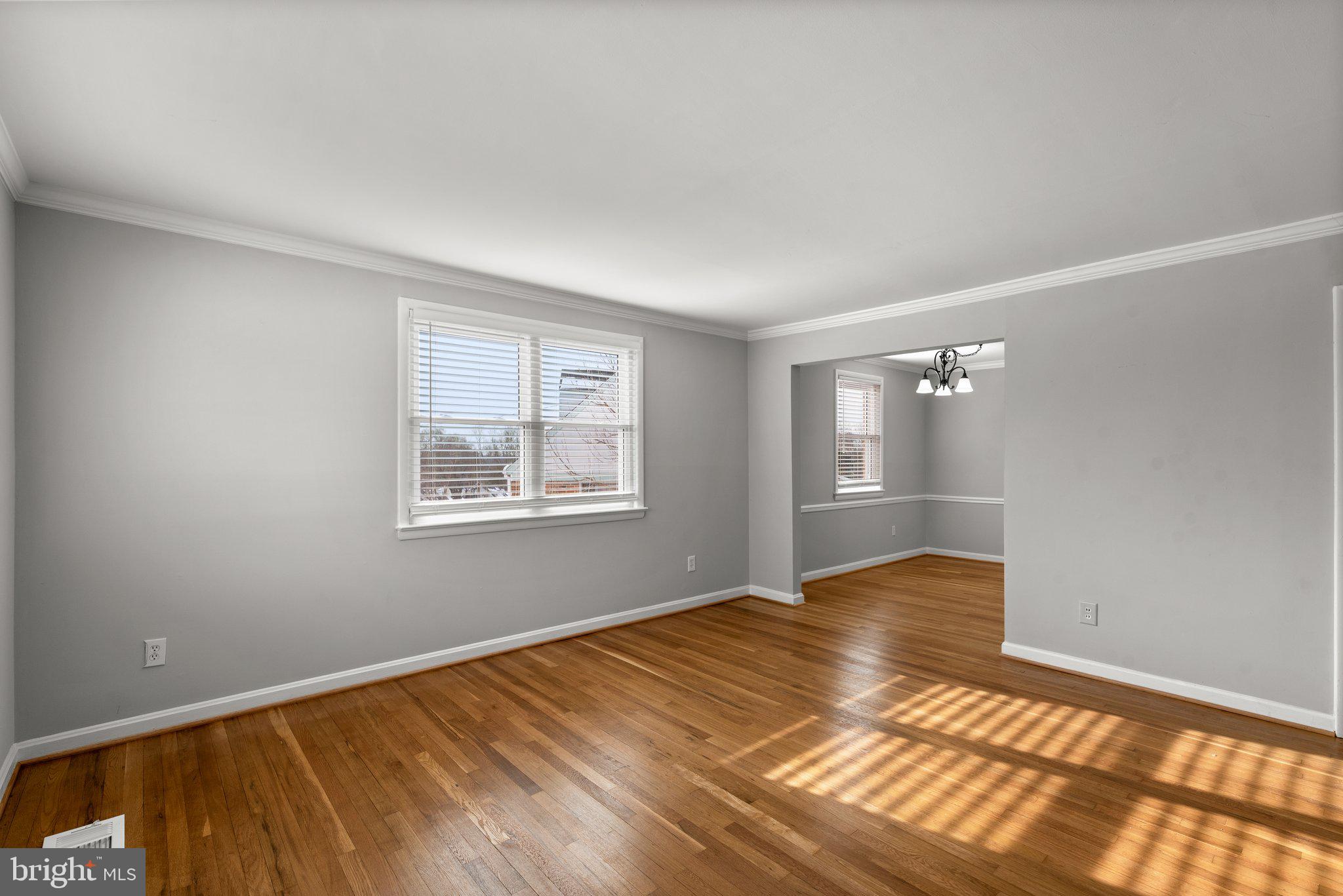 WHEATON WOODS - Residential