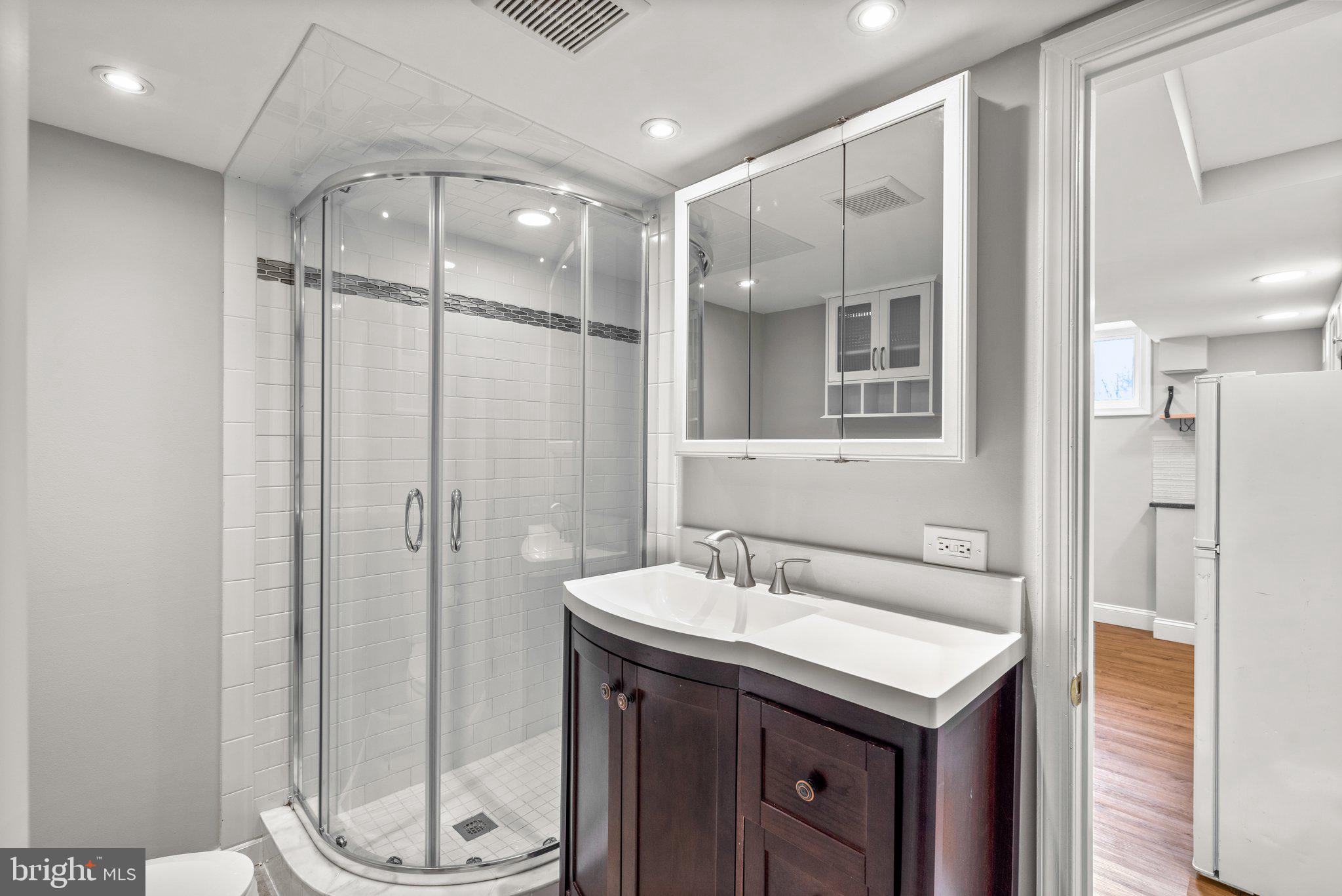 WHEATON WOODS - Residential