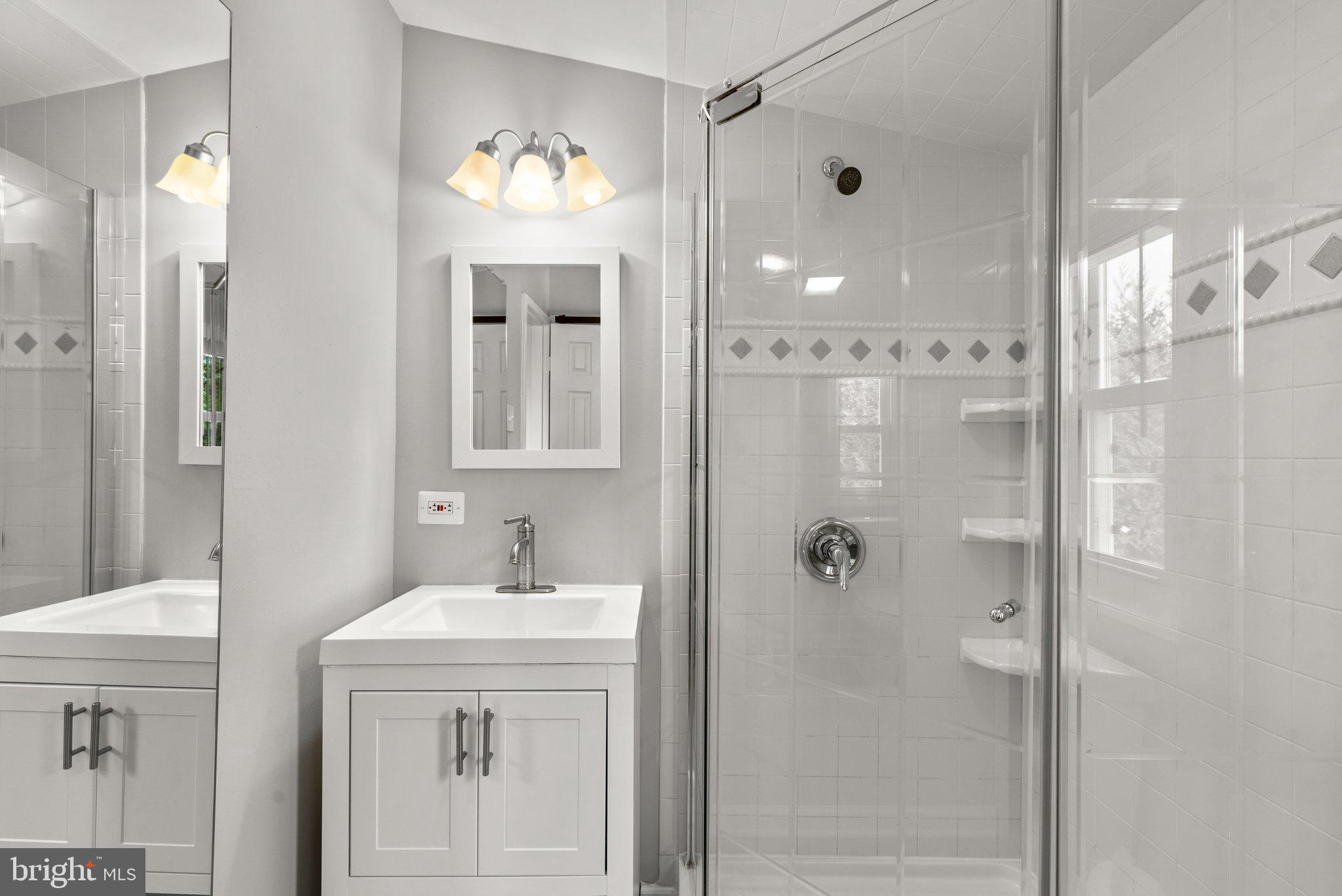 WHEATON WOODS - Residential