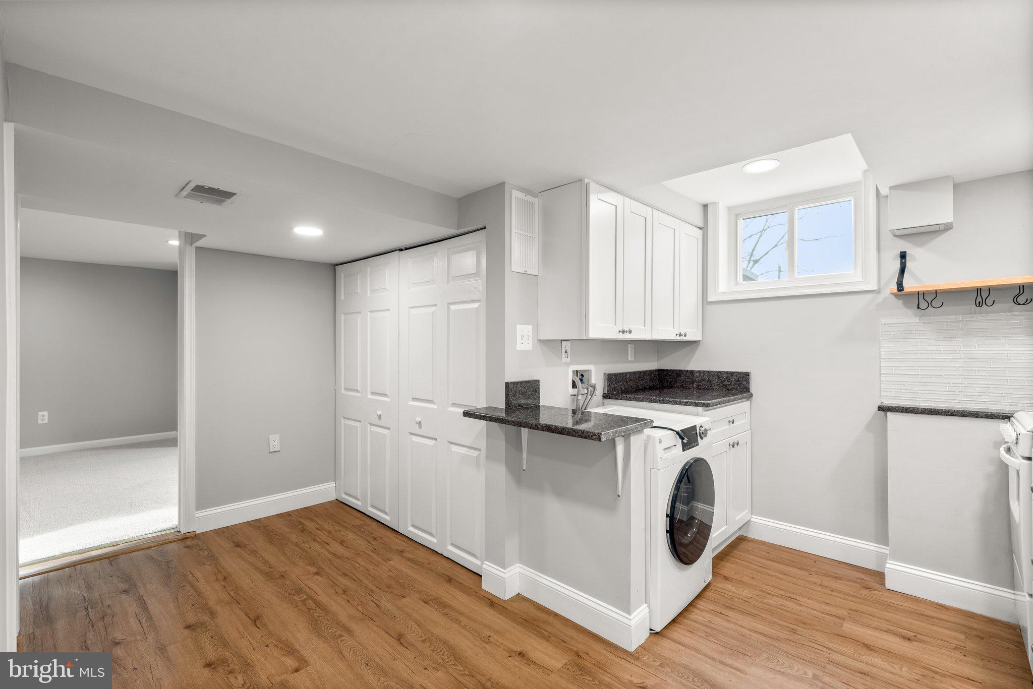 WHEATON WOODS - Residential