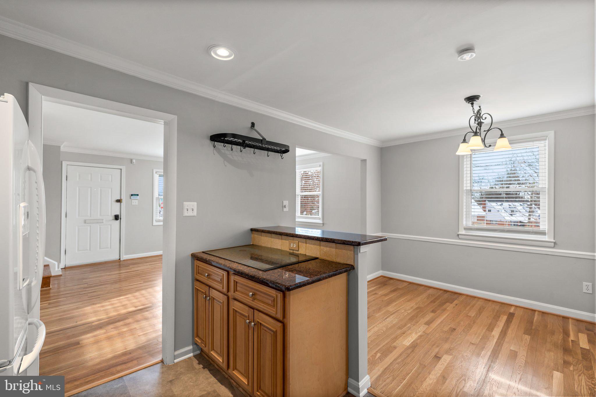 WHEATON WOODS - Residential