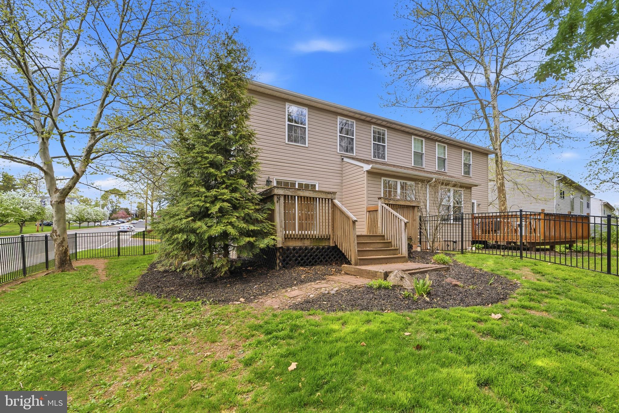 CHERRY HEIGHTS - Residential