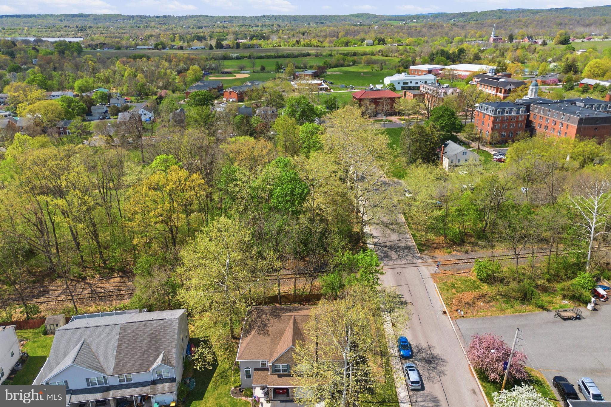CHERRY HEIGHTS - Residential