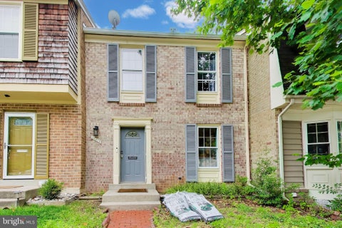 Townhouse For Rent - 10075 Maple Leaf Drive<br/> MONTGOMERY VILLAGE, MD 20886
