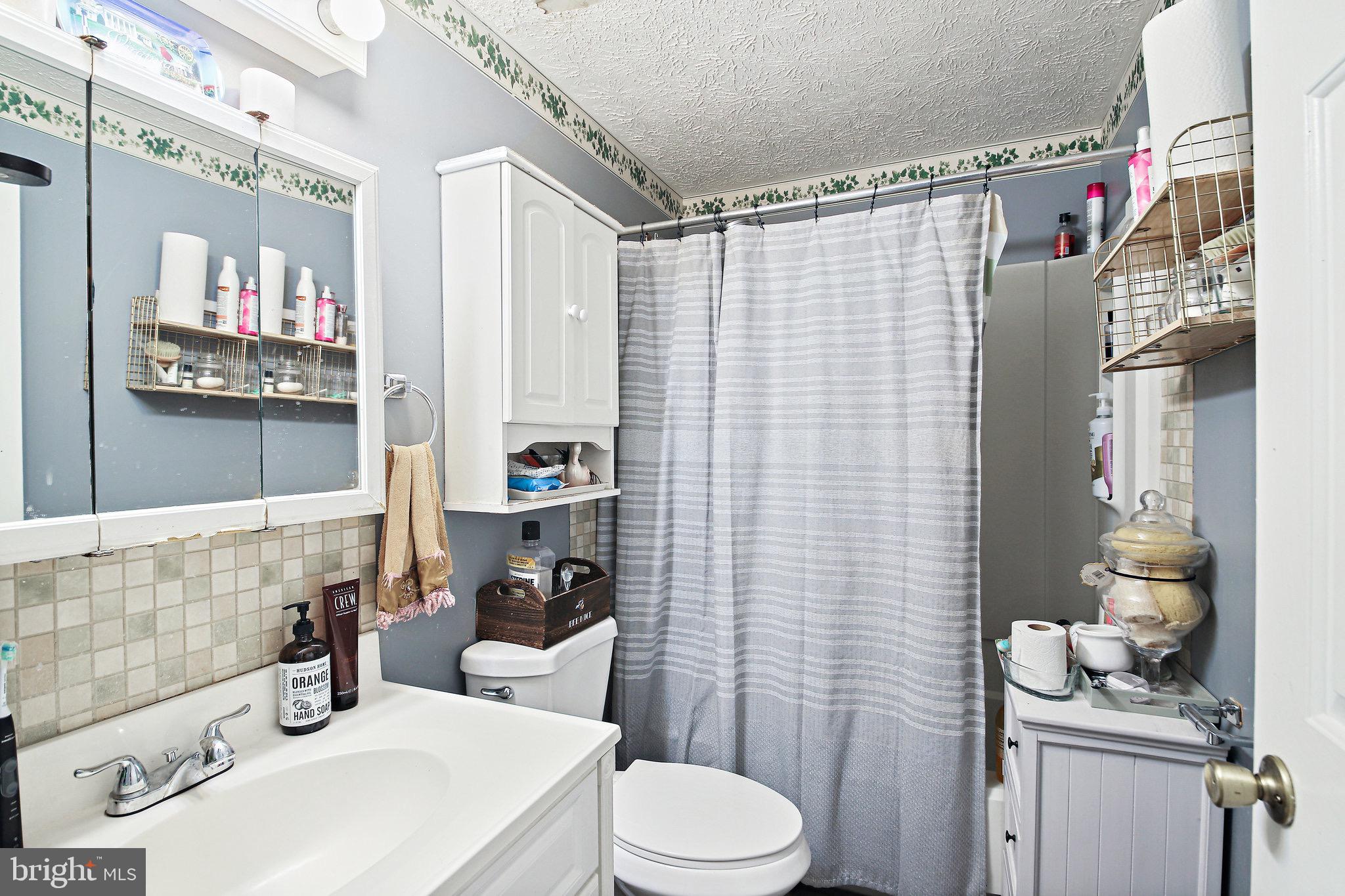 BANNERWOOD - Residential Lease