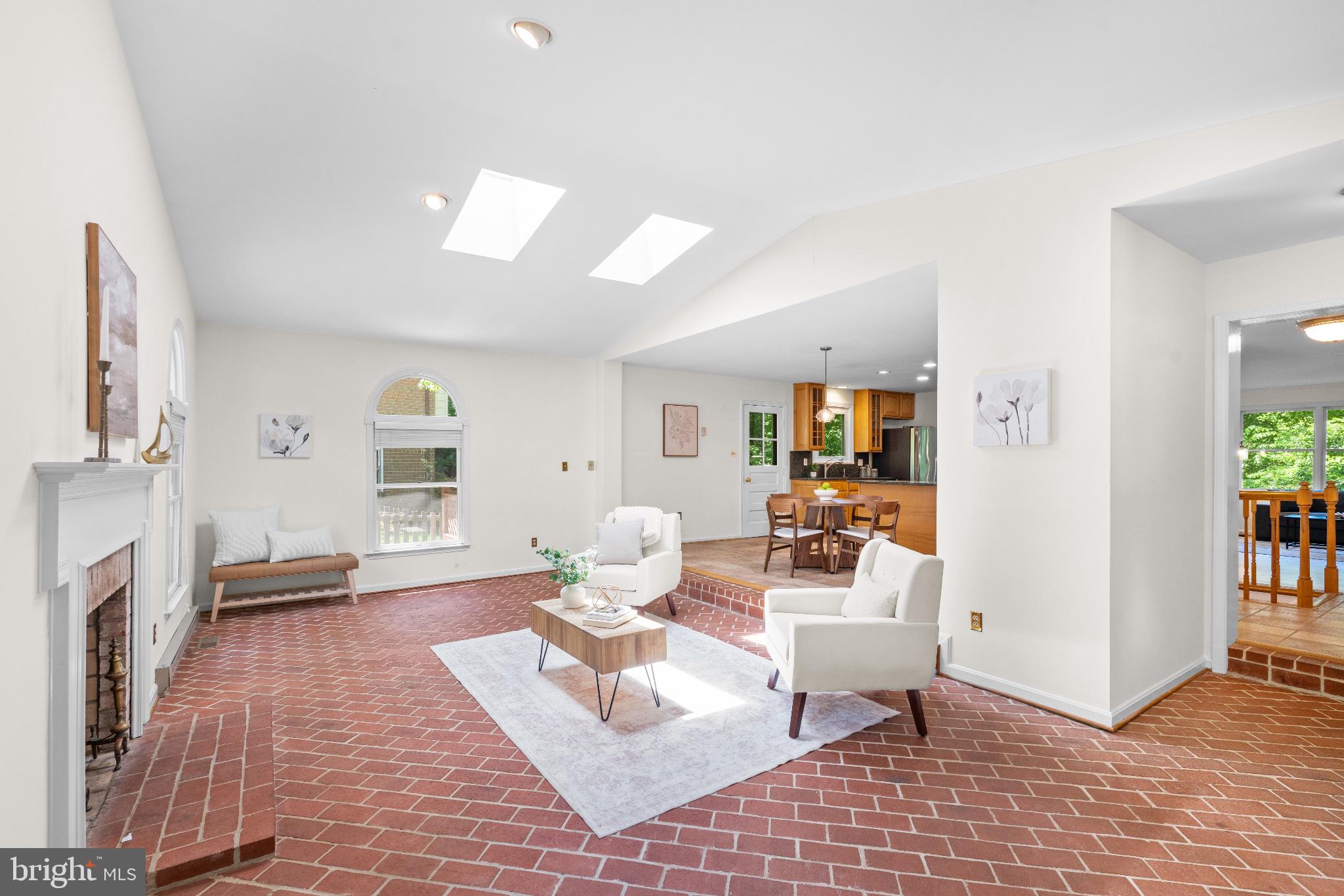 6604 GREY FOX DRIVE