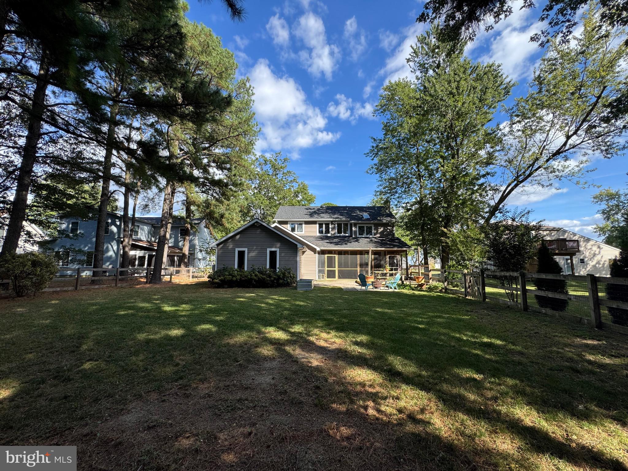 KENT ISLAND ESTATES - Residential