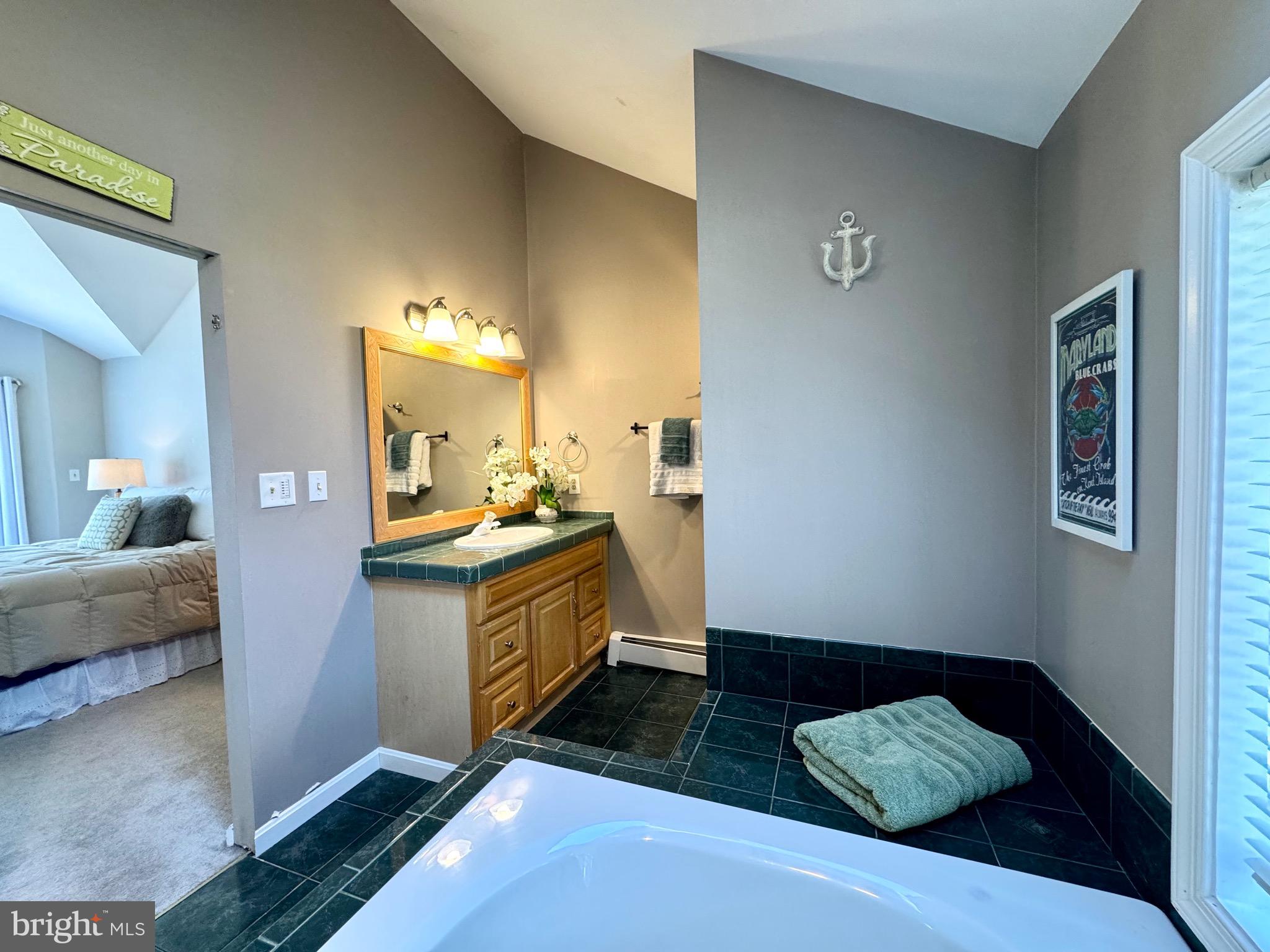 KENT ISLAND ESTATES - Residential