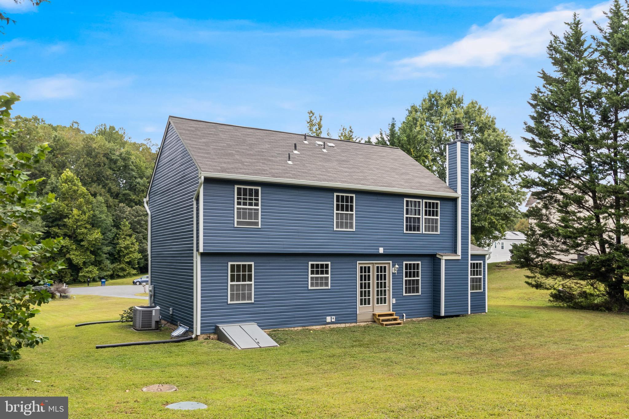CARRIAGE CROSSING - Residential