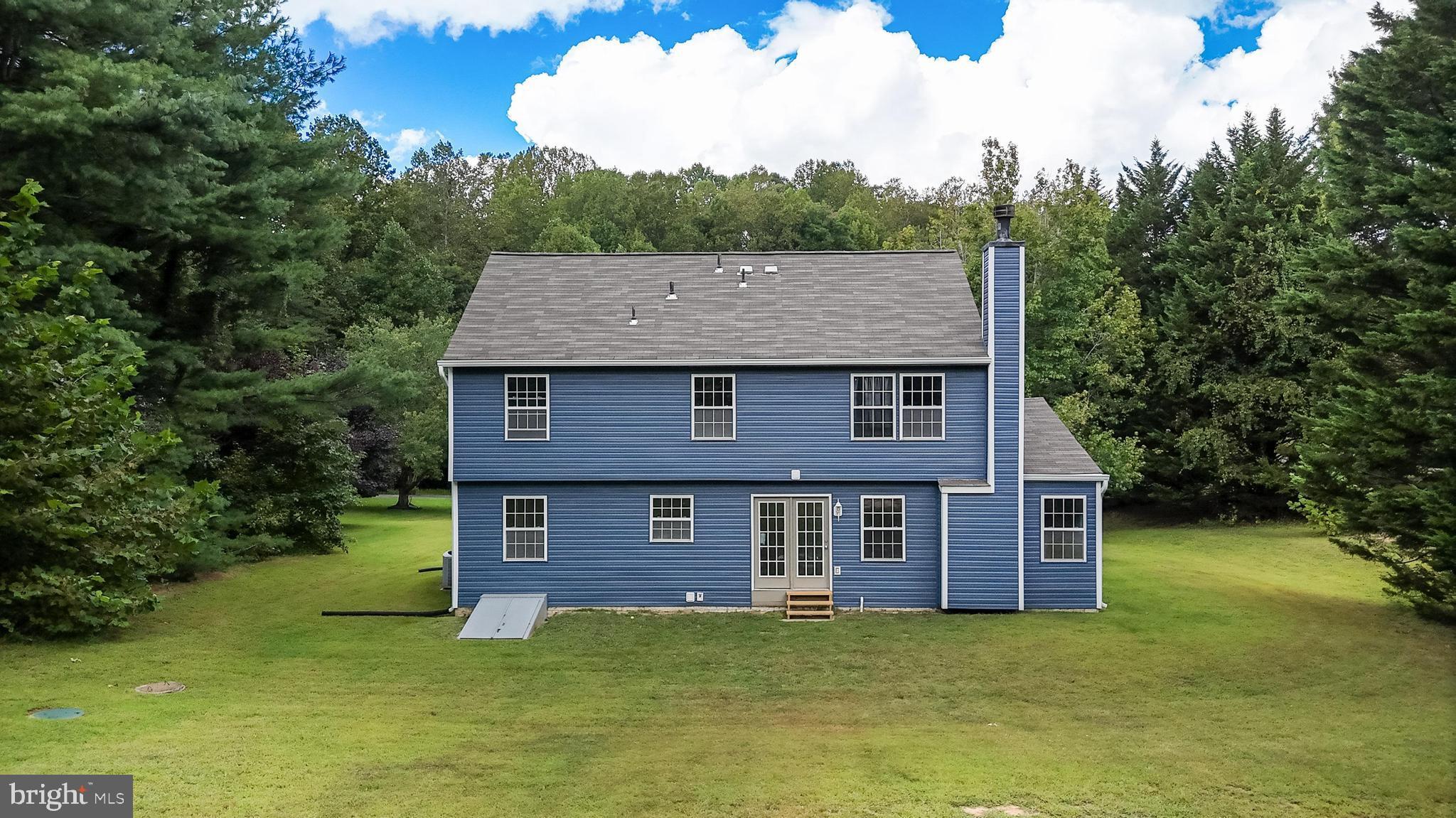 CARRIAGE CROSSING - Residential