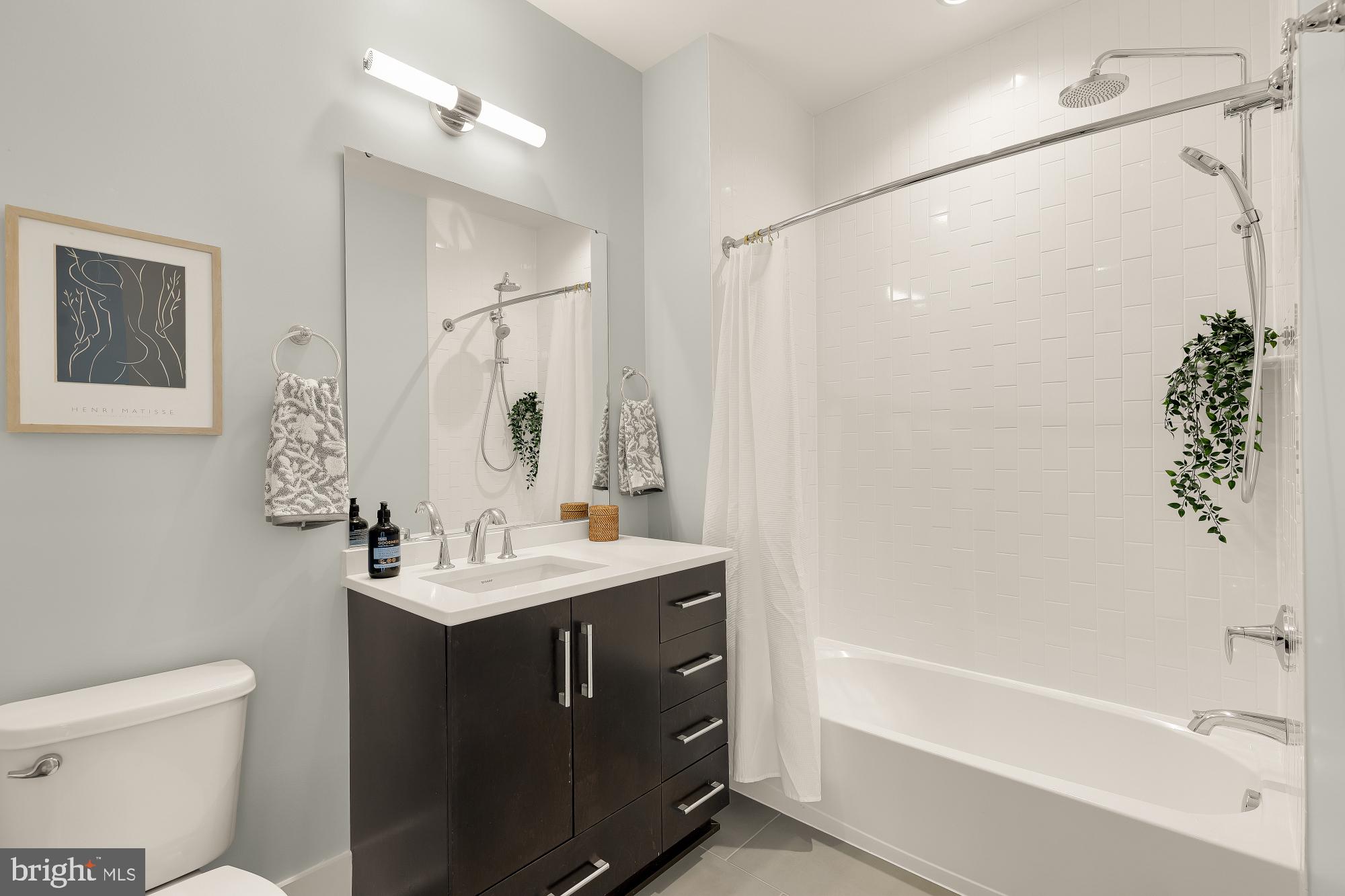 GROSVENOR HEIGHTS - Residential