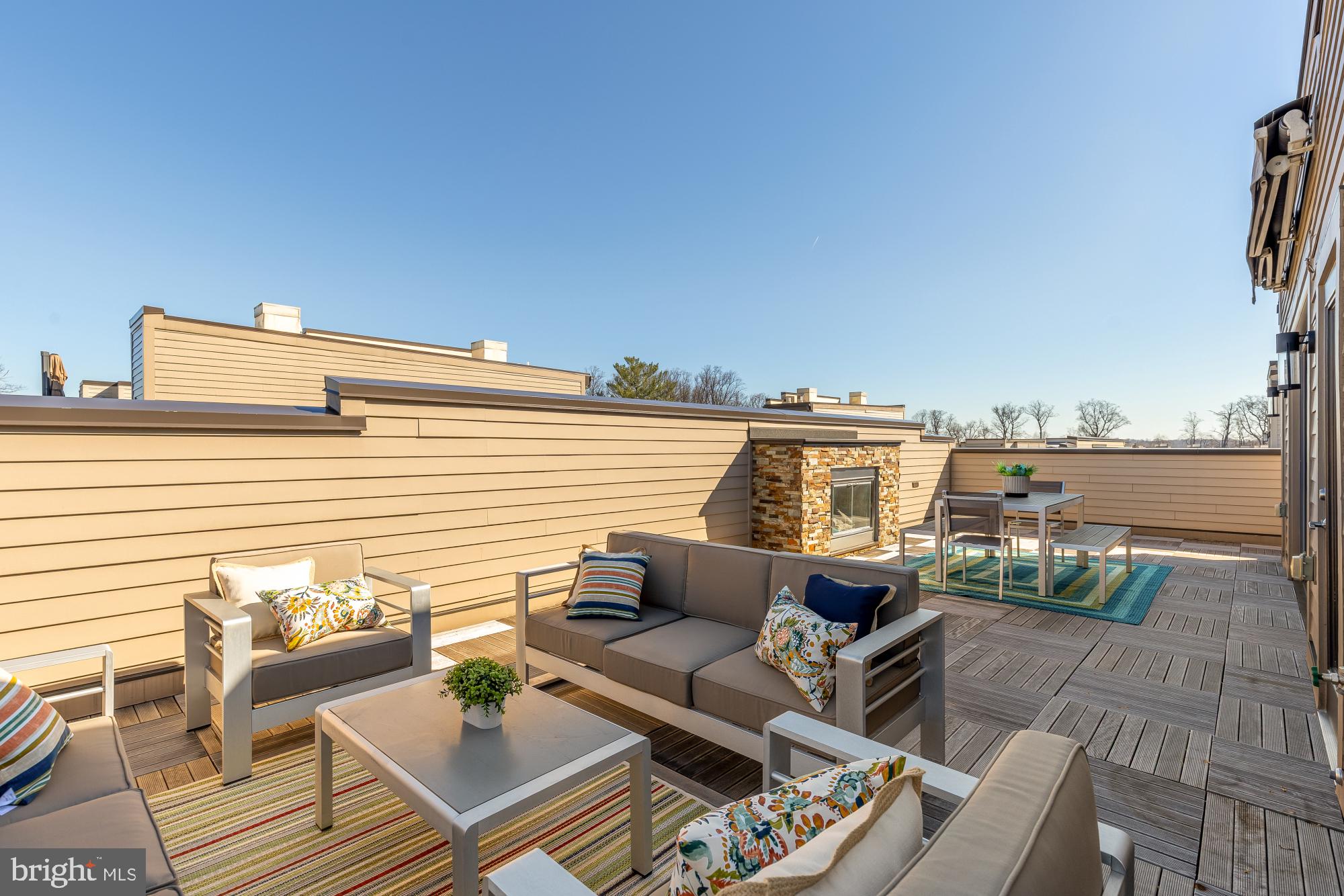 GROSVENOR HEIGHTS - Residential