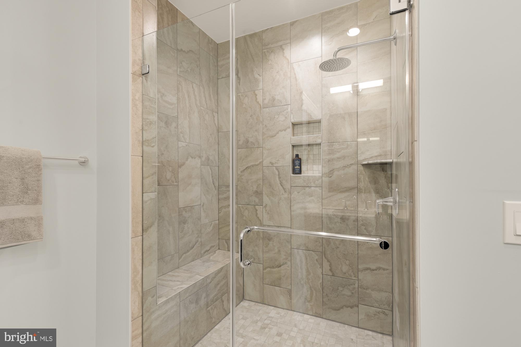 GROSVENOR HEIGHTS - Residential