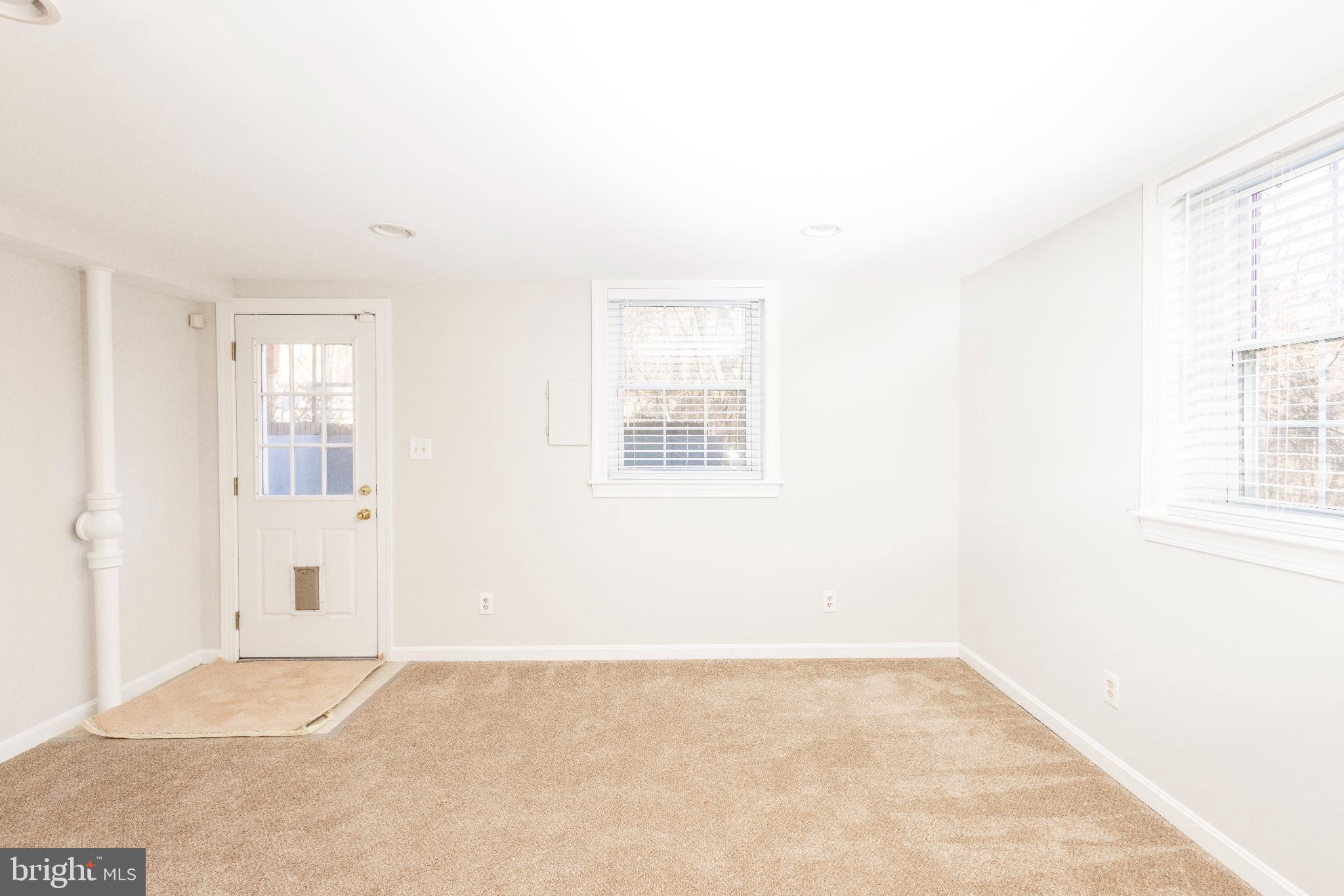 ROLLING ACRES - Residential