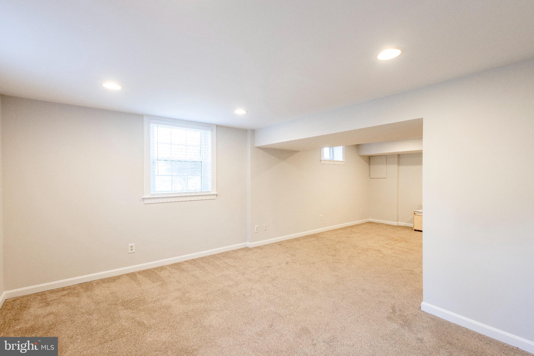 ROLLING ACRES - Residential