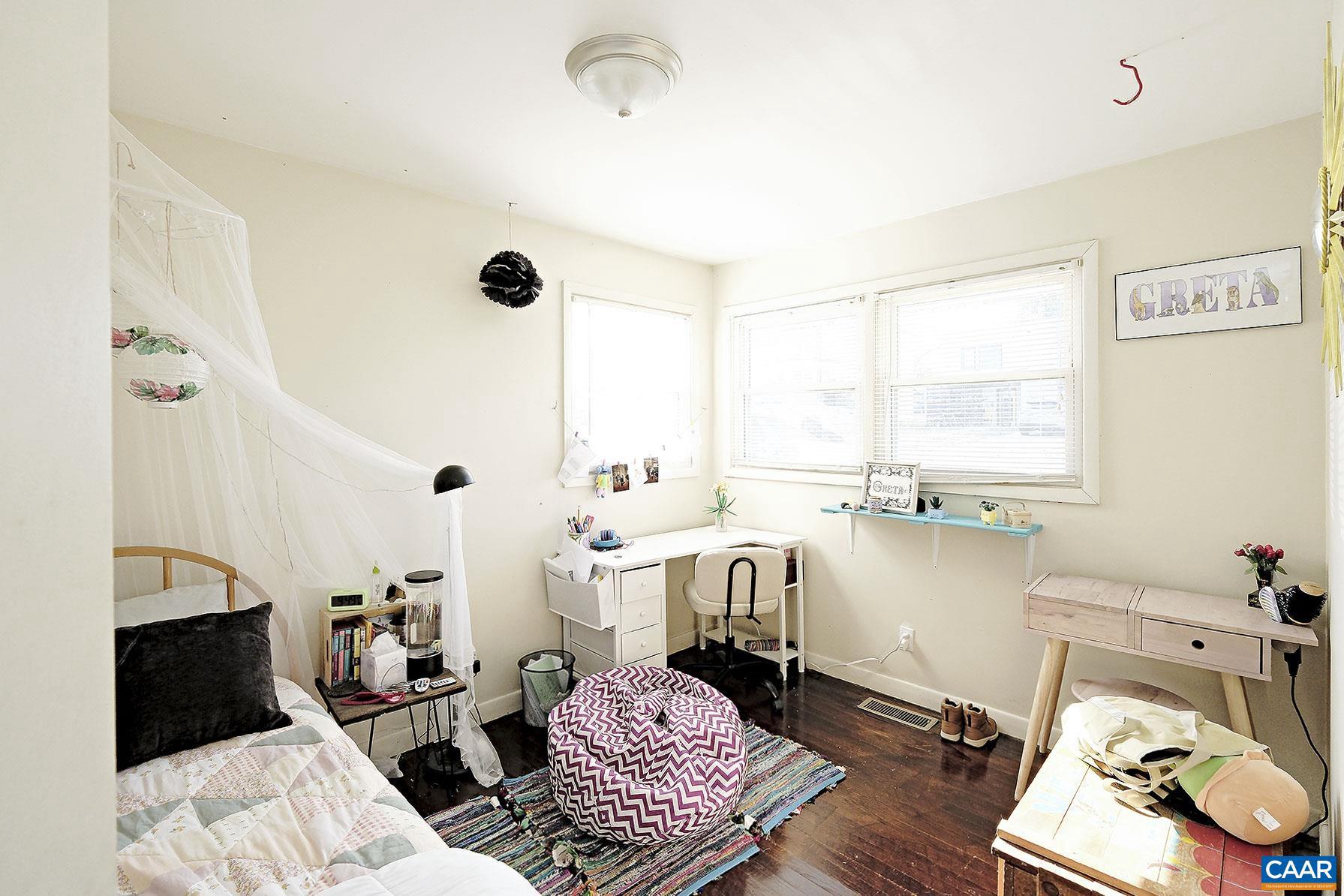 BELMONT - Residential