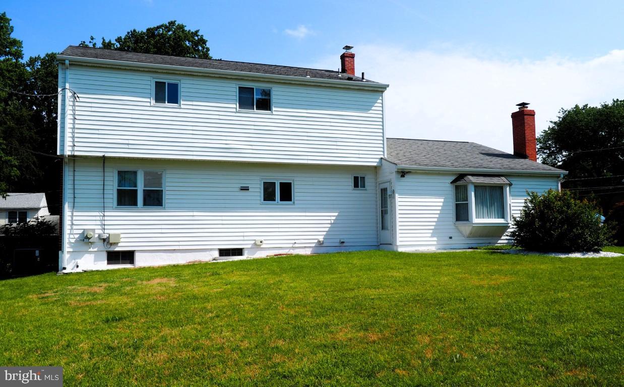 203 MERIDEN DRIVE