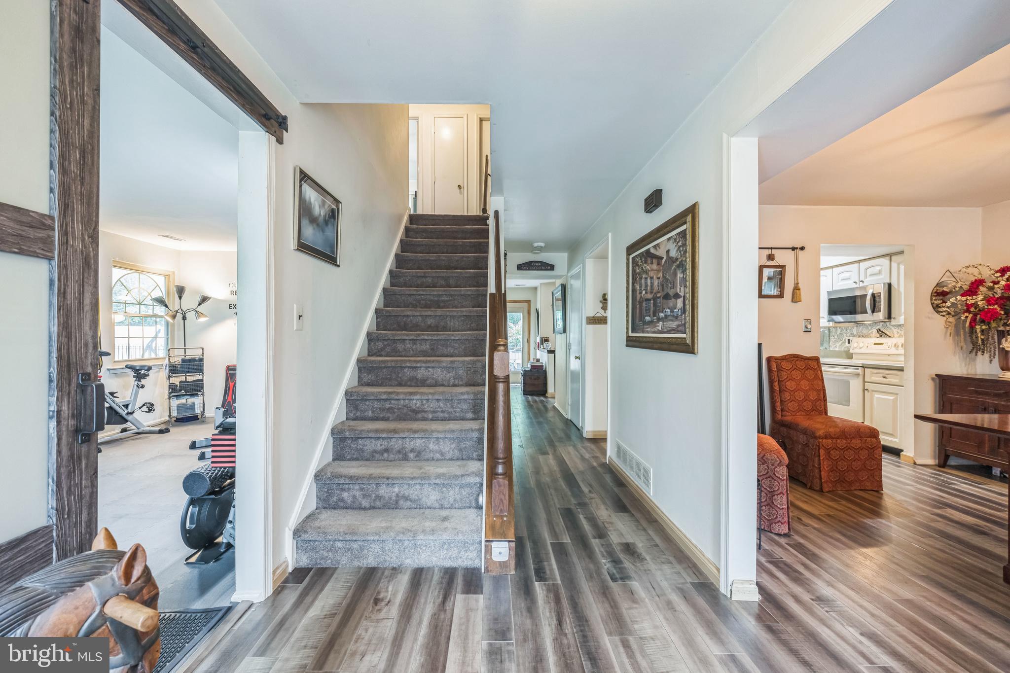 59 LAKESIDE DRIVE