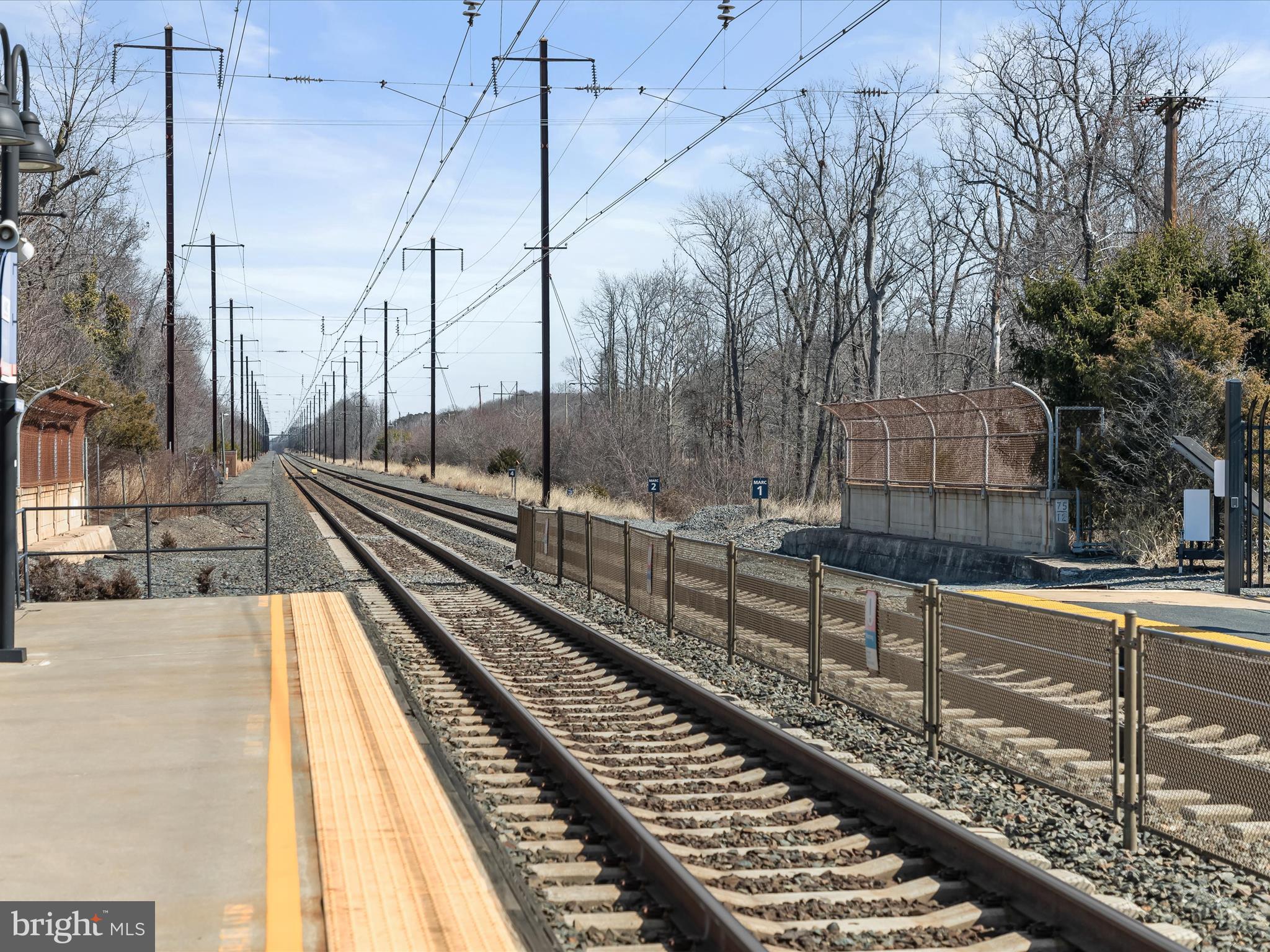 WILLOUGHBY BEACH - Residential