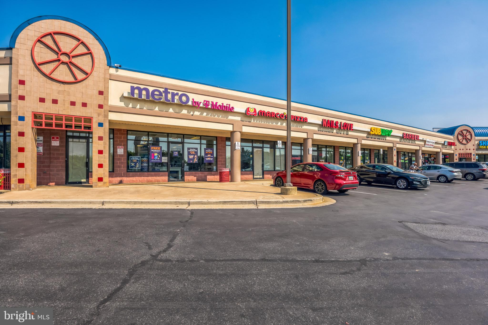 Great Investment Opportunity! Prime retail shopping center ! A variety of businesses are located in this thriving fully leased shopping center. Convenient location at busy intersection with high traffic volume. Adjacent to NASA Goddard ..Gross rentable area estimated to be 24,348 sq ft.