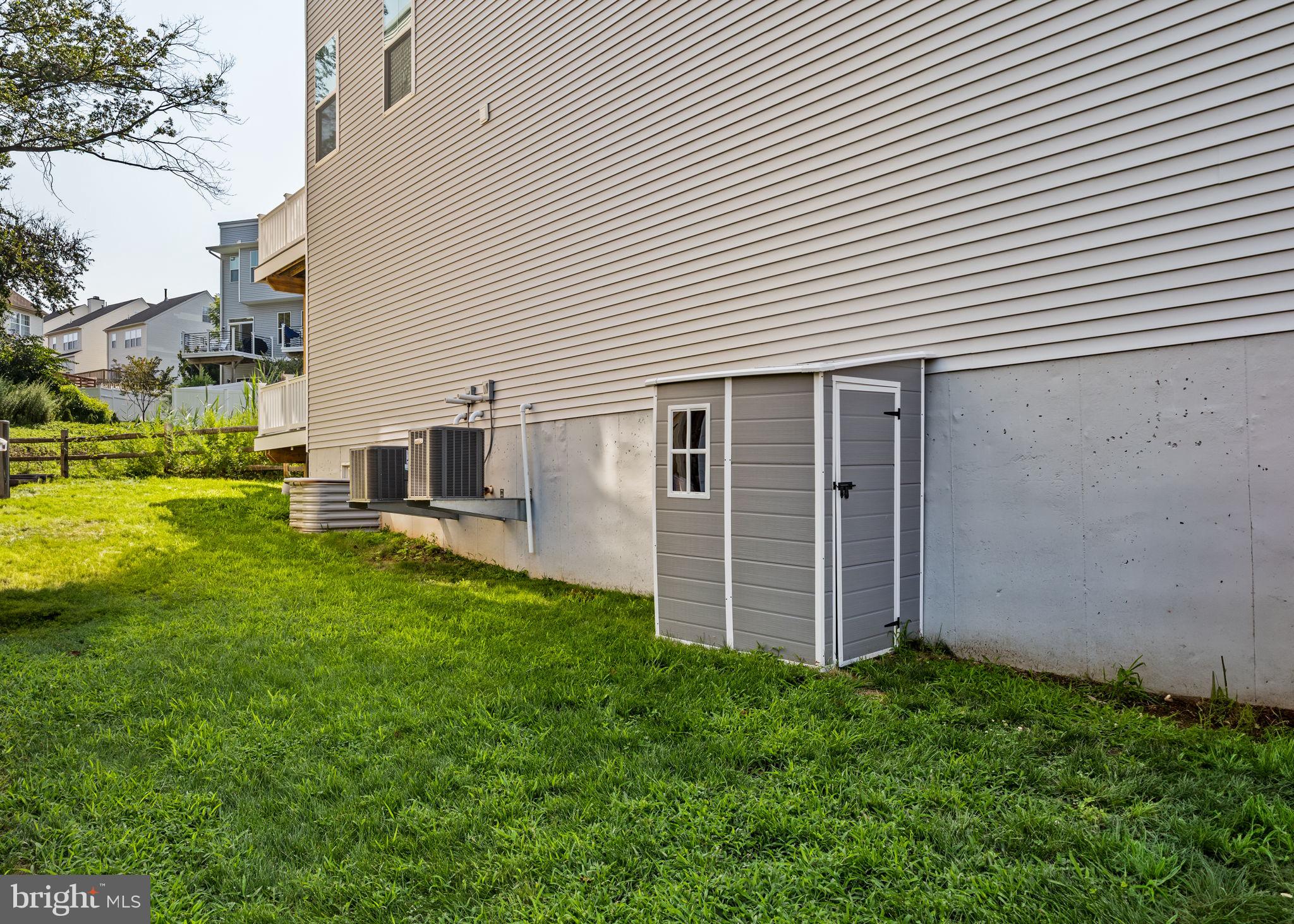 ROXBOROUGH - Residential