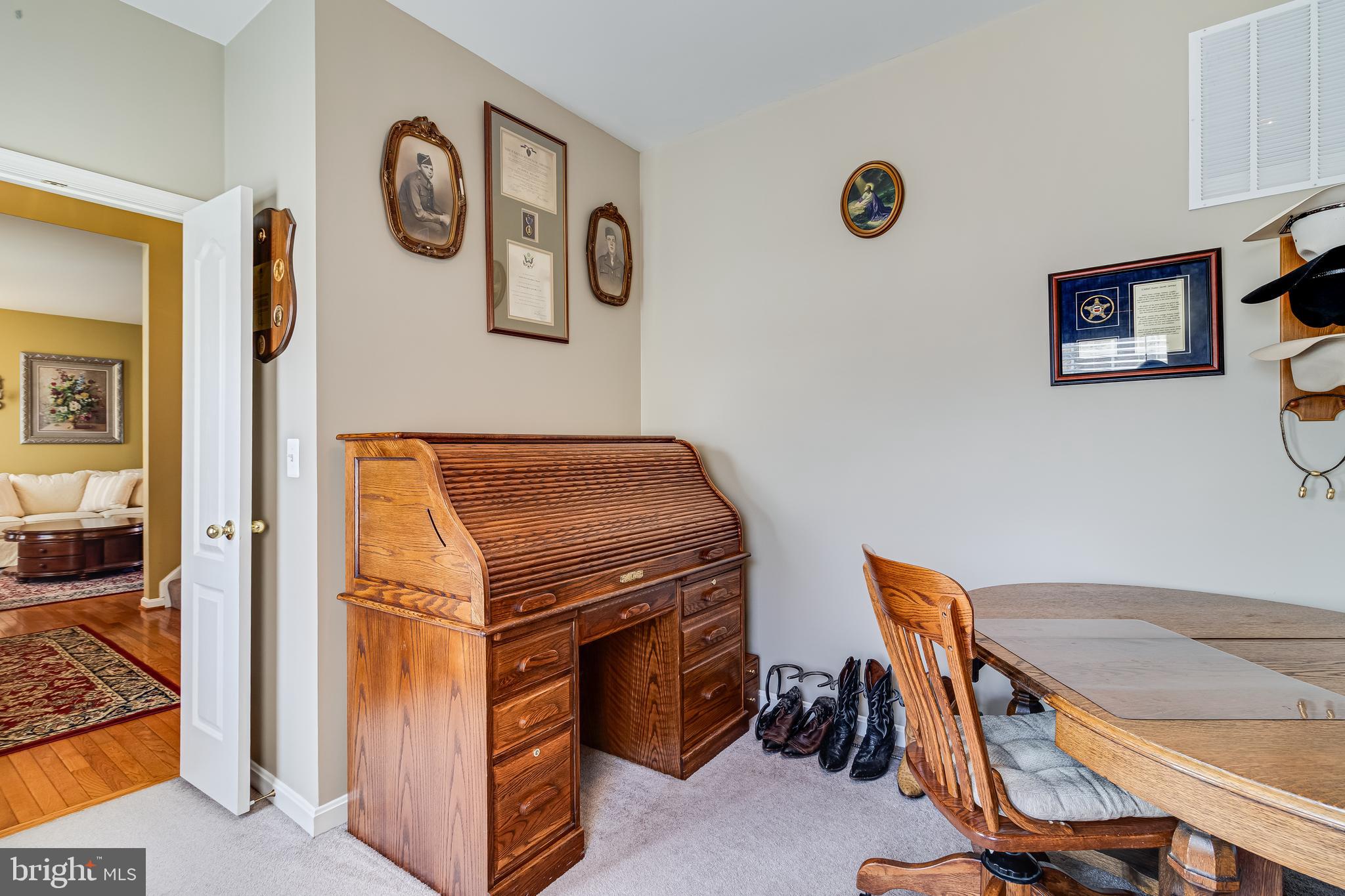 MALLARD'S POND - Residential