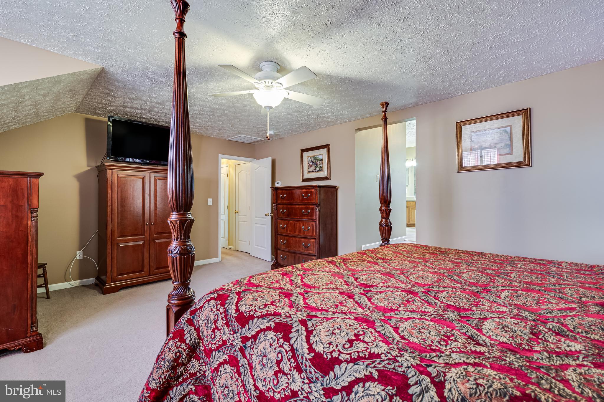 MALLARD'S POND - Residential