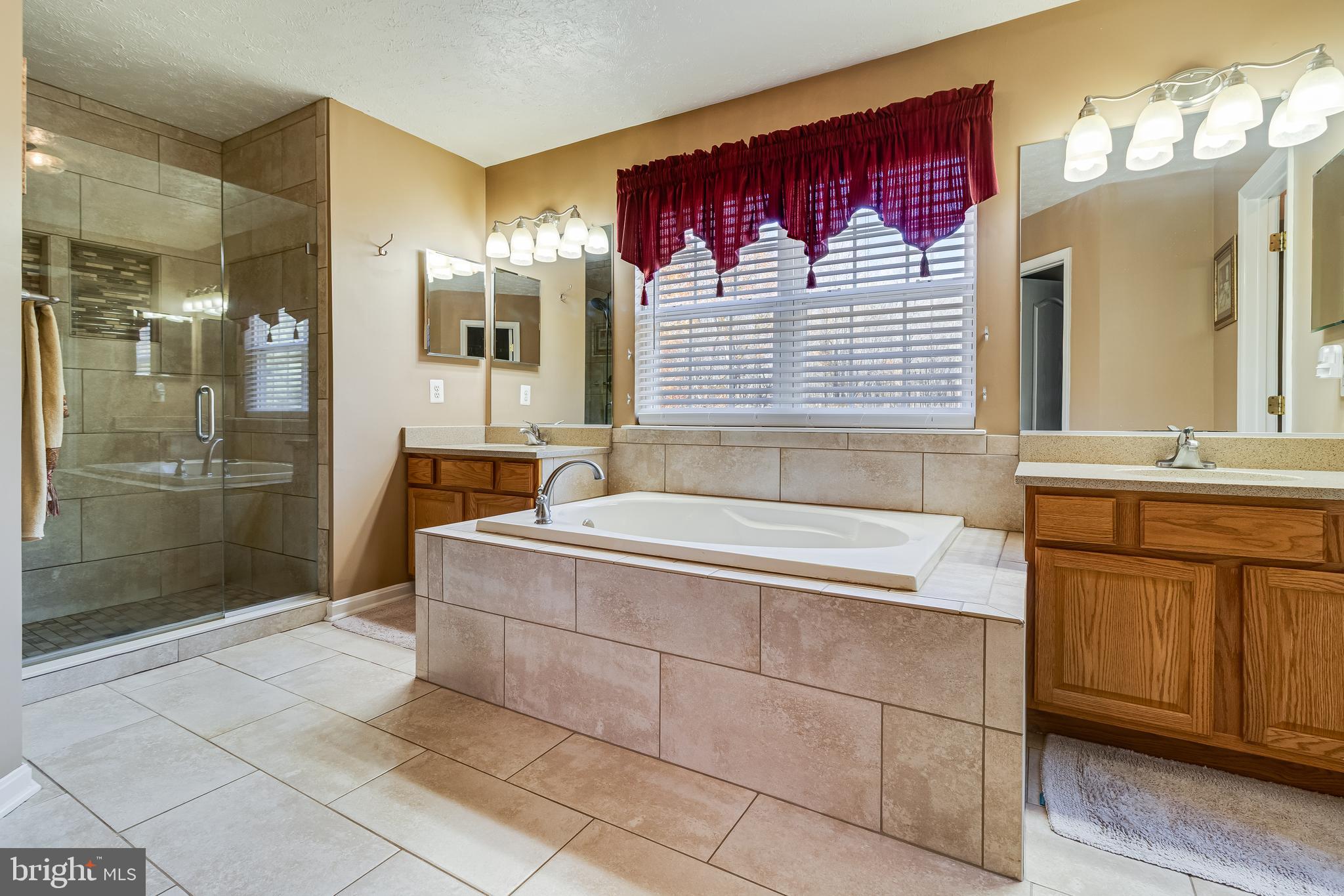 MALLARD'S POND - Residential