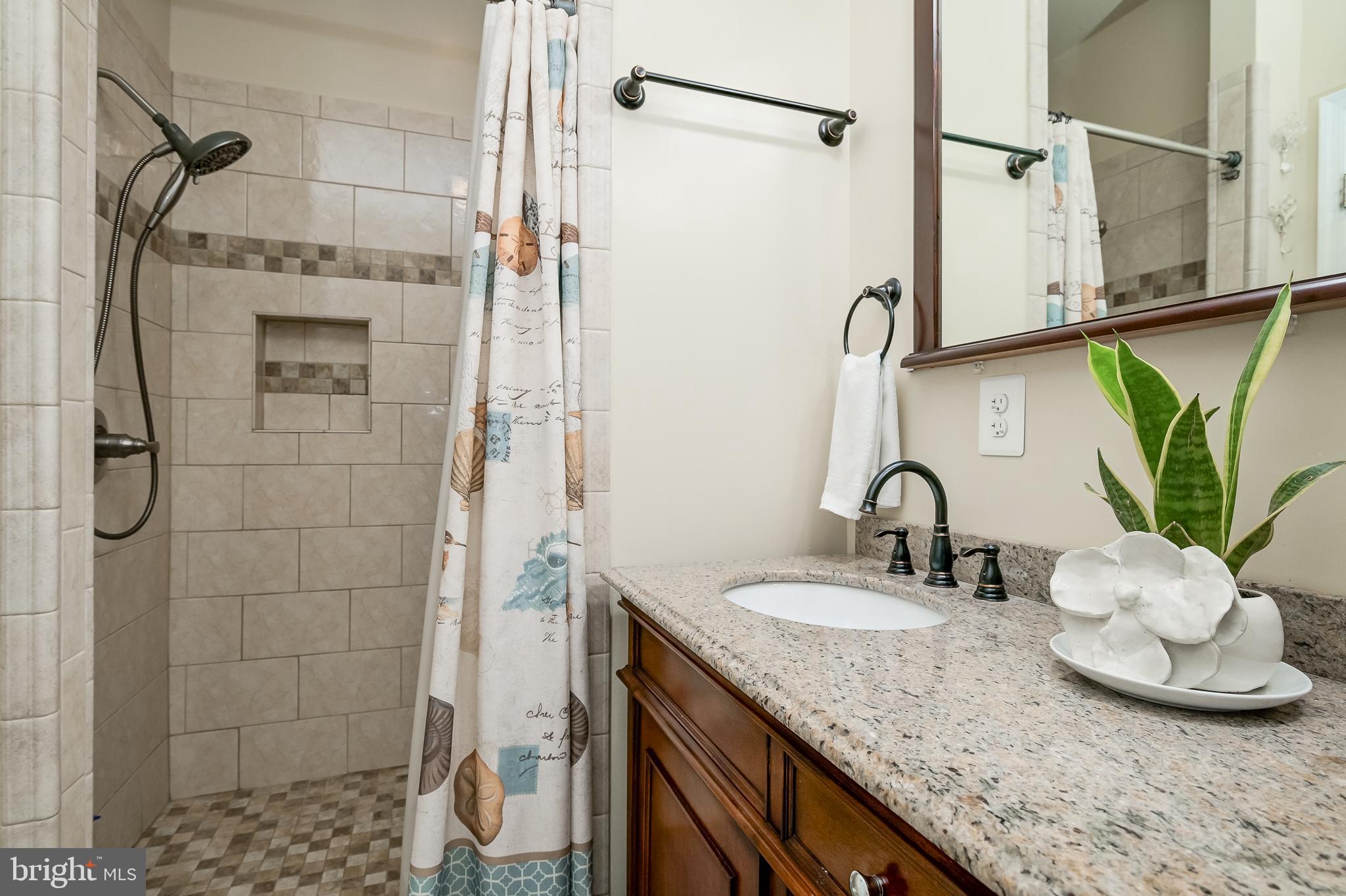 NORTH RIDGE - Residential