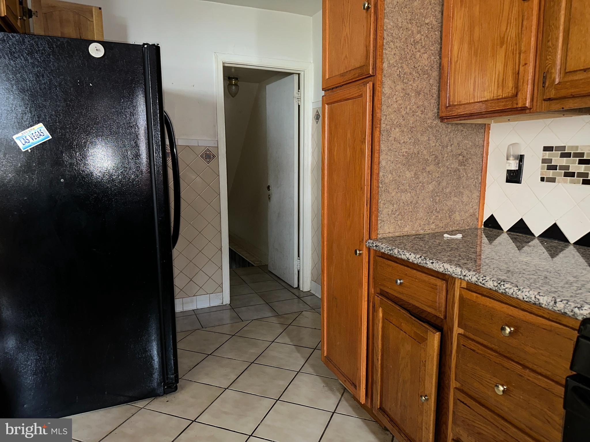 WEST OAK LANE - Residential