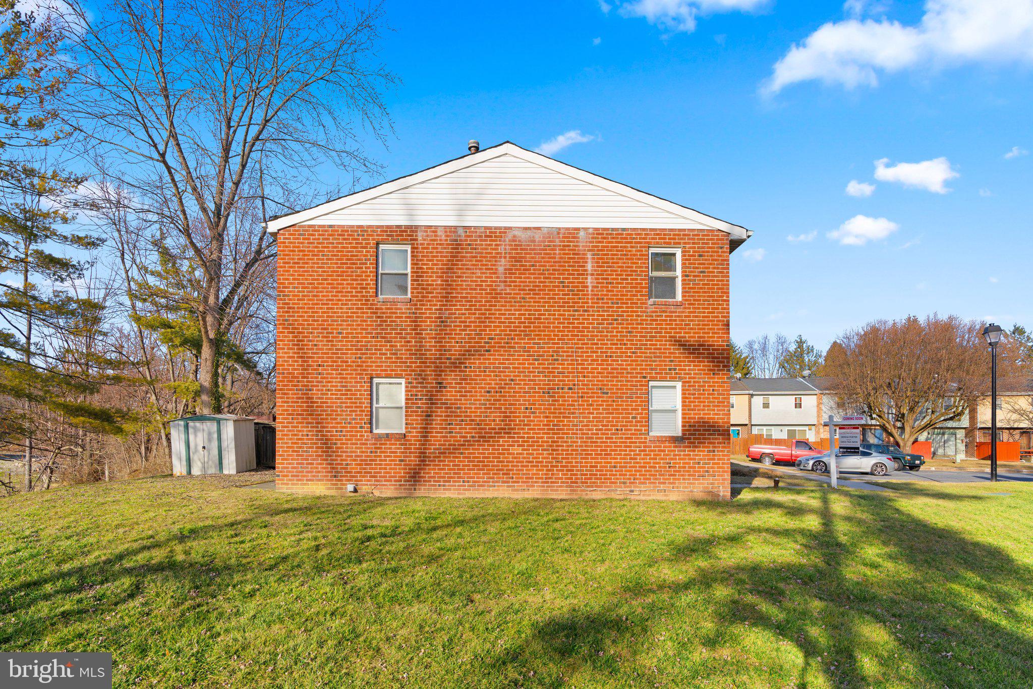QUAIL MEADOWS TOWNHOUSES - Residential