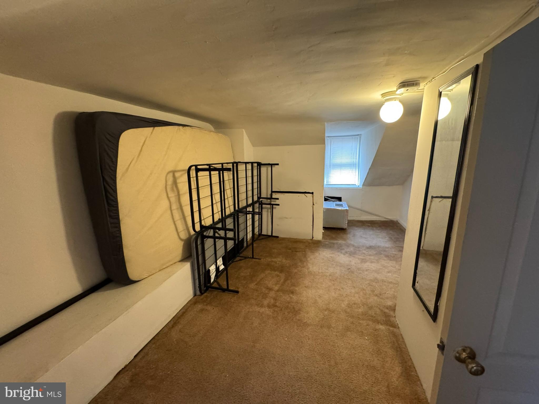 LITTLE ITALY - Residential Lease