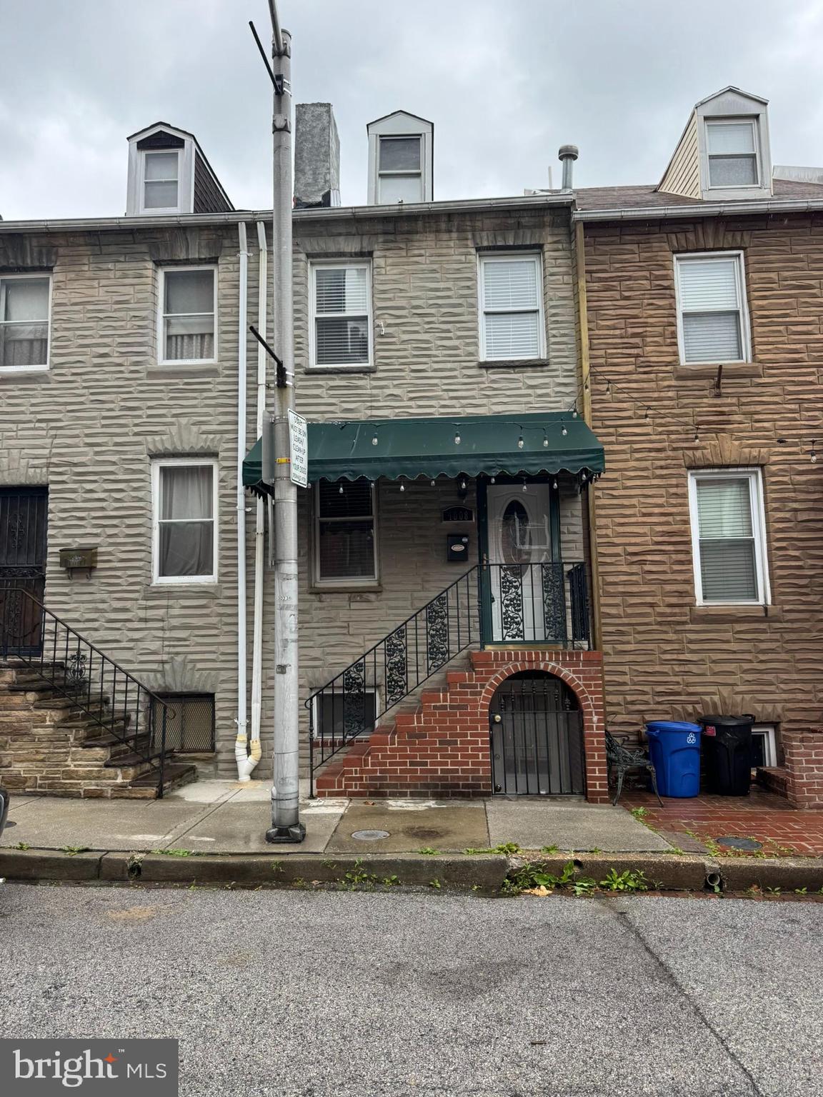 LITTLE ITALY - Residential Lease
