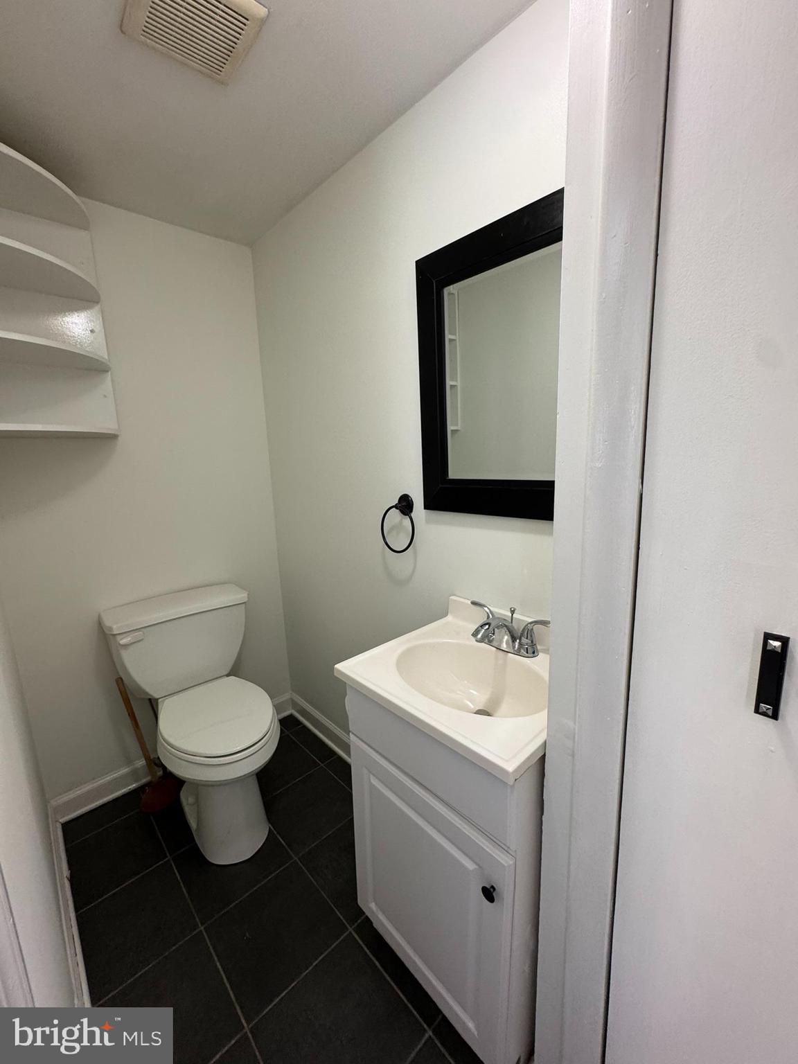 LITTLE ITALY - Residential Lease