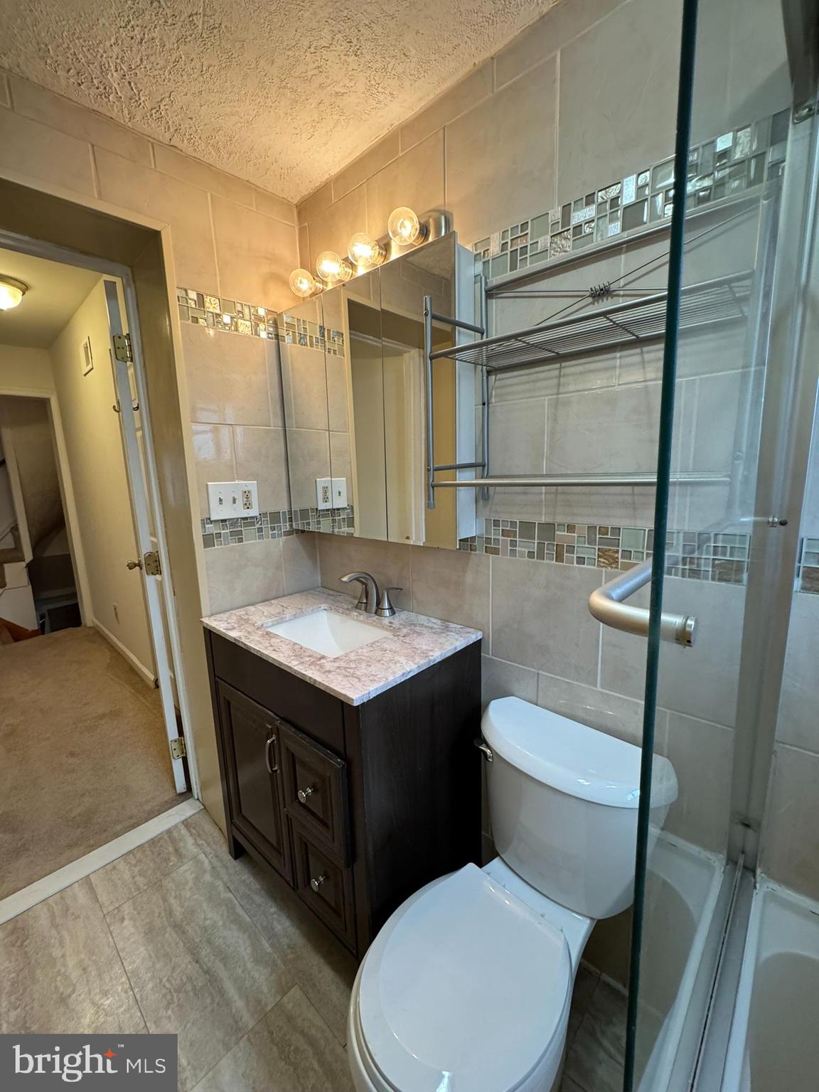 LITTLE ITALY - Residential Lease