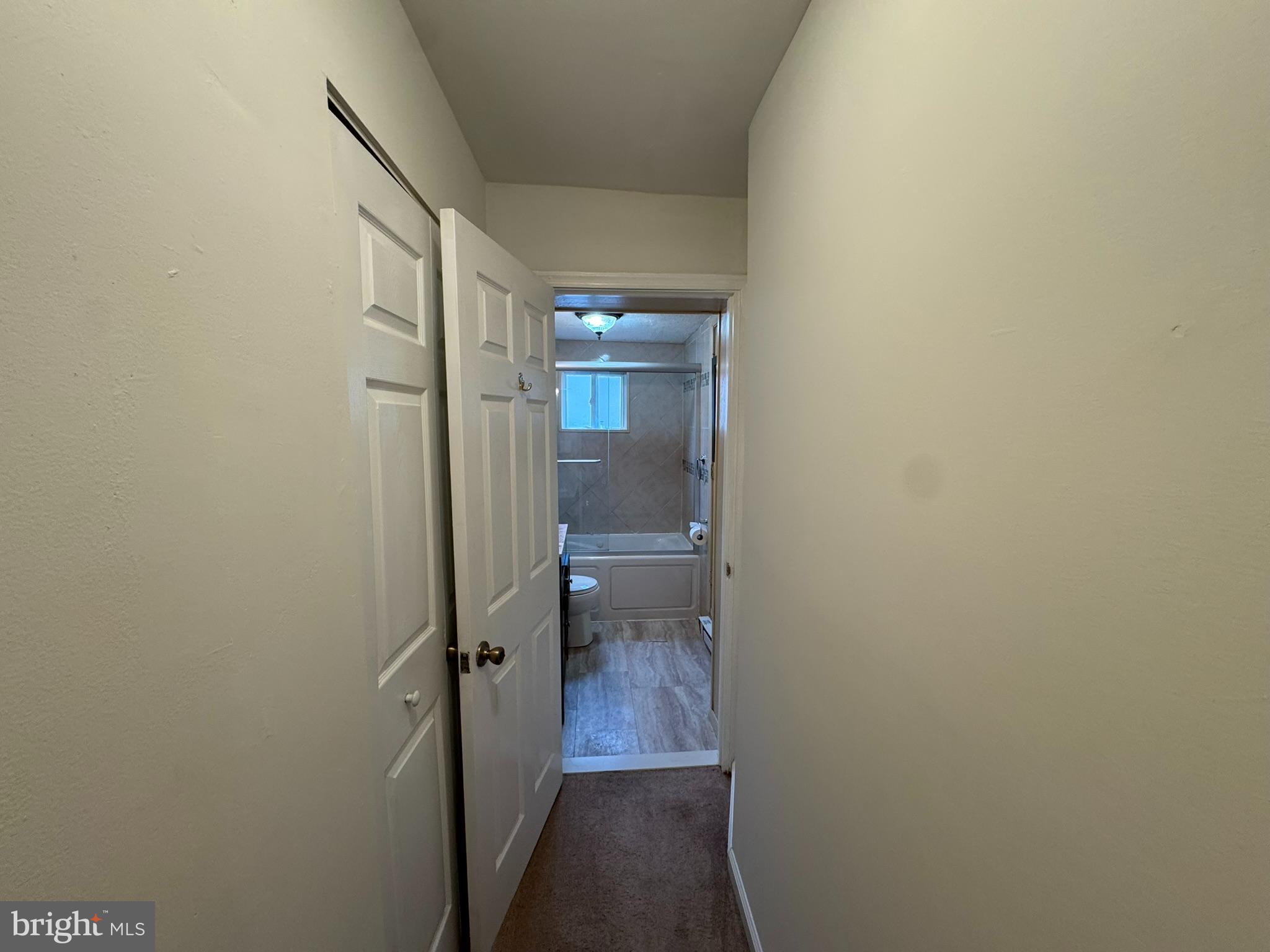 LITTLE ITALY - Residential Lease