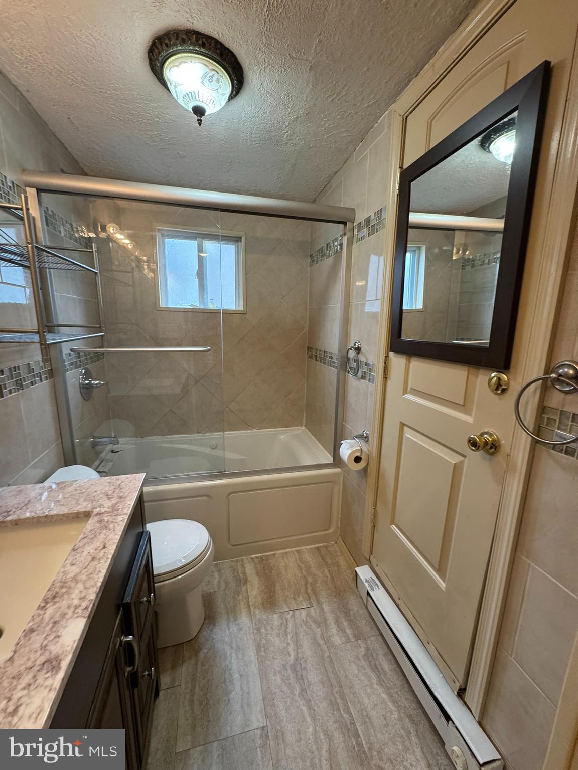 LITTLE ITALY - Residential Lease