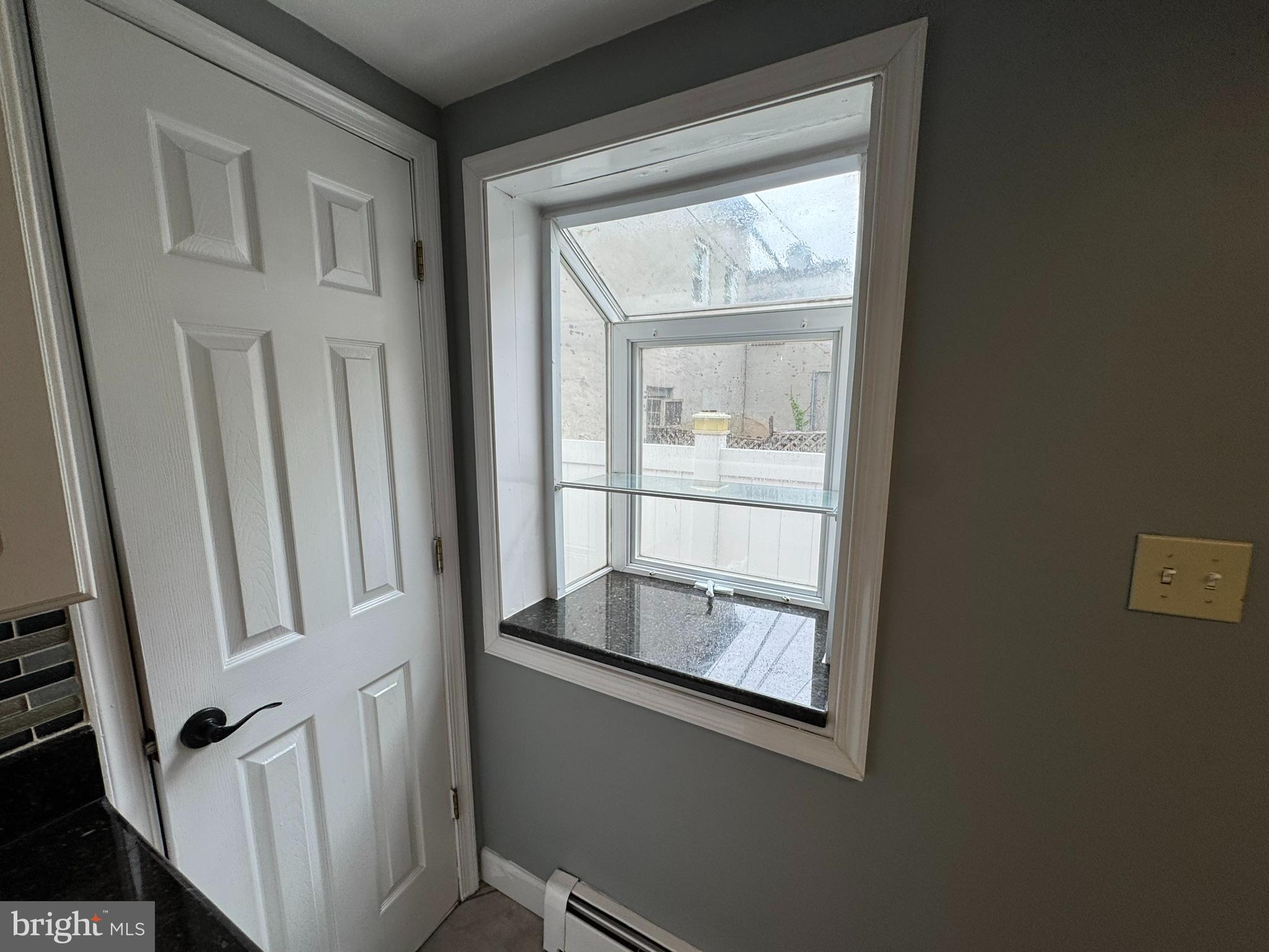 LITTLE ITALY - Residential Lease