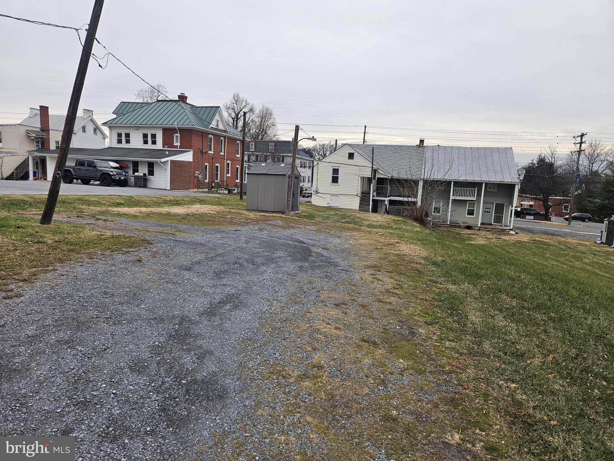 OLD TOWNE - Residential Lease