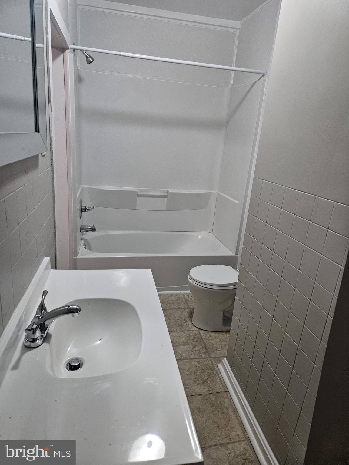 OLD TOWNE - Residential Lease