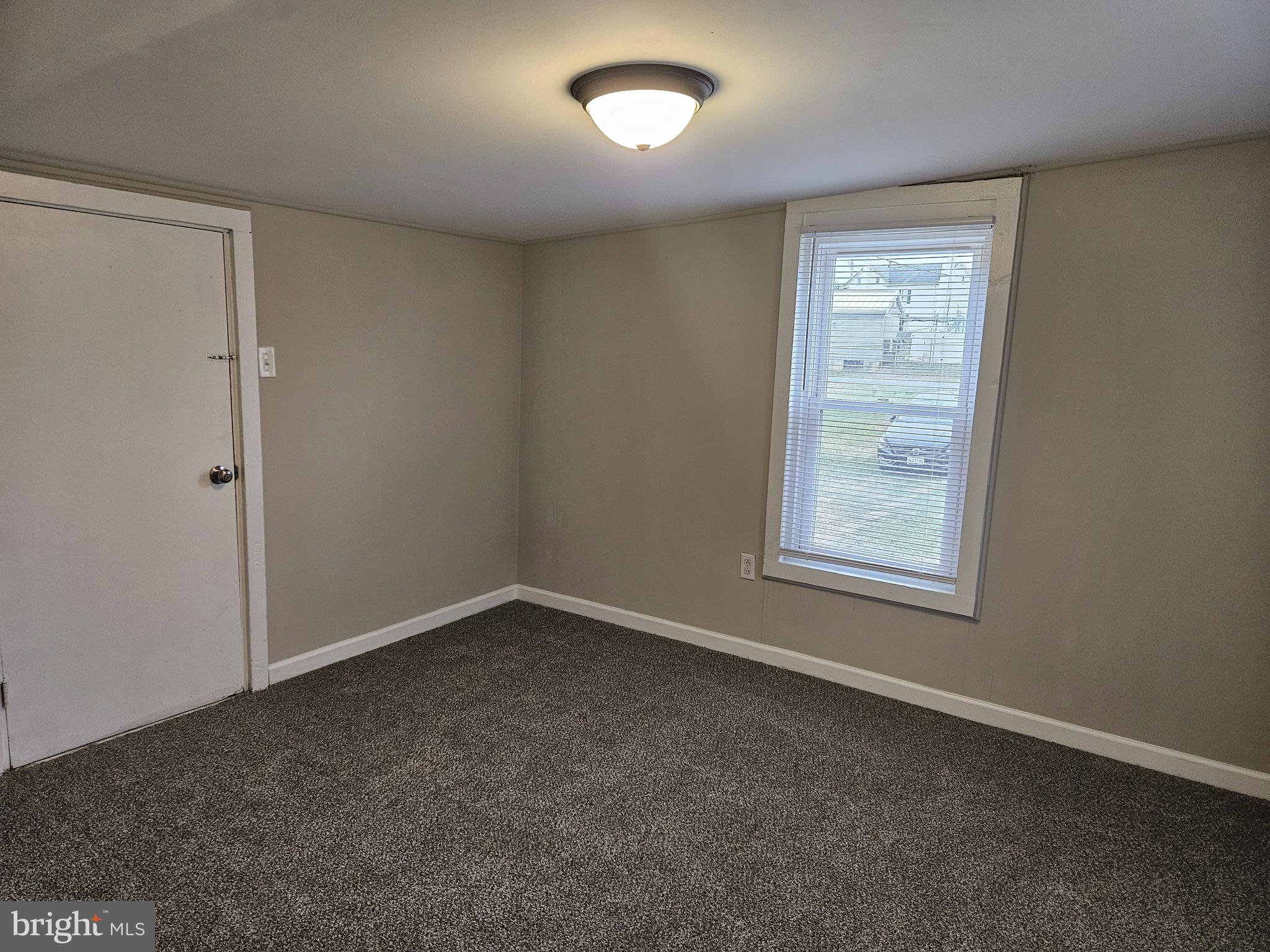 OLD TOWNE - Residential Lease