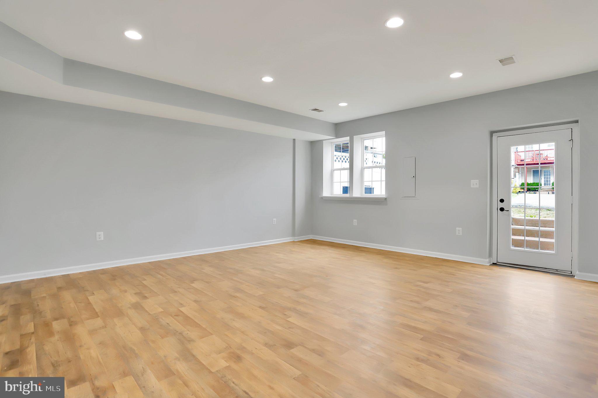 HUNTFIELD - Residential